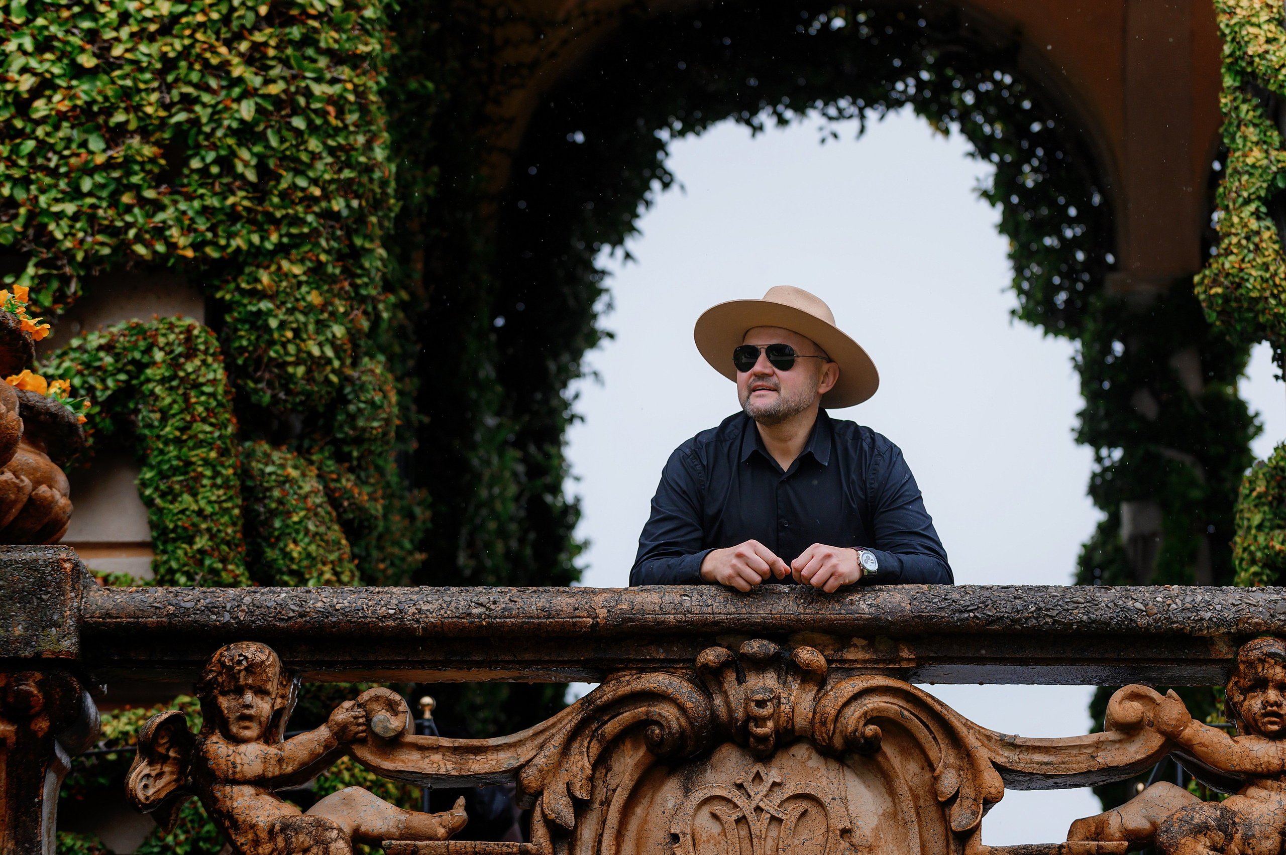 Como Evghenii. Wedding photographer from Moldova Alexey Chipchiu