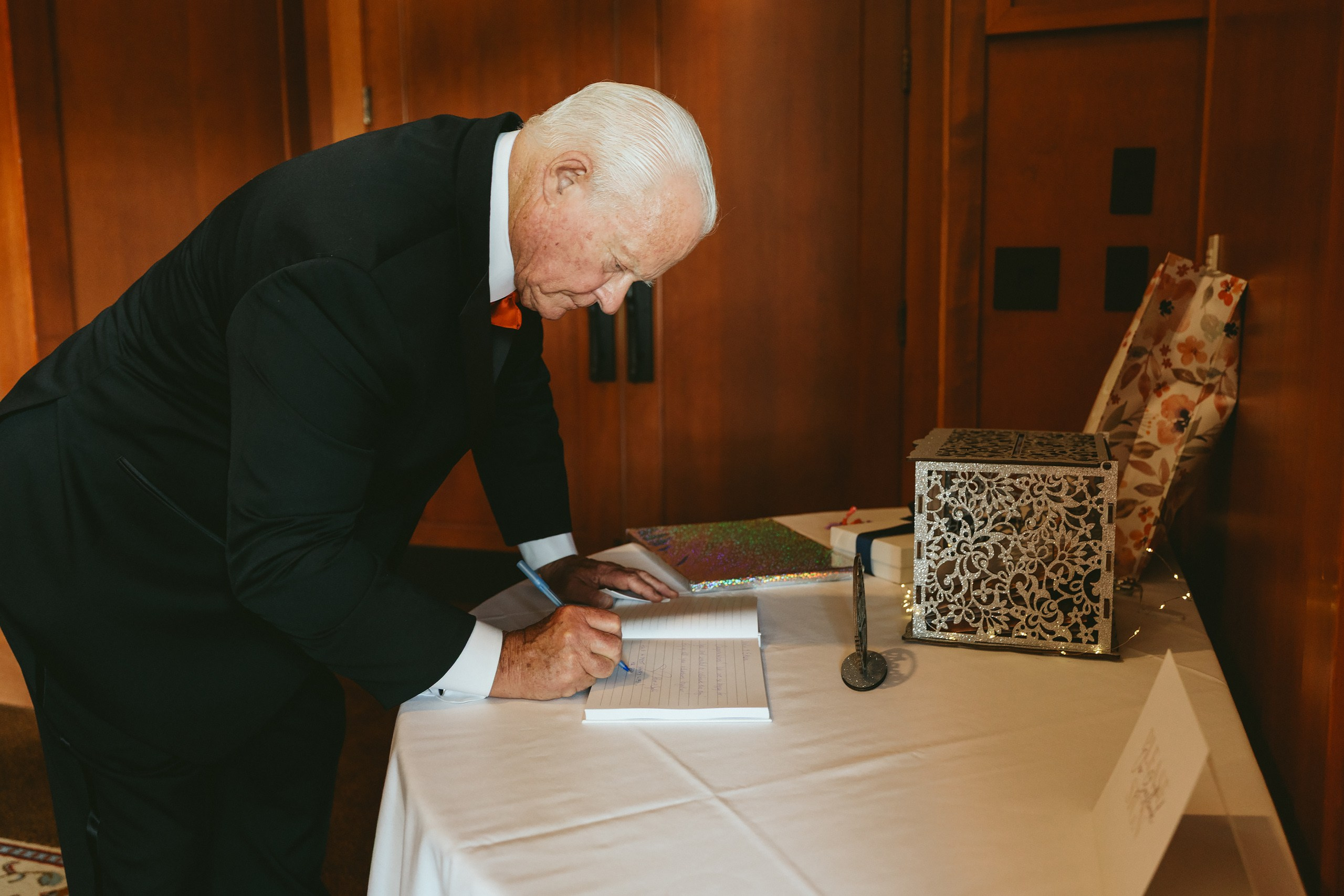 06.14.2025 Wedding. Wedding family event photographer in Chicago Nick Yushevich