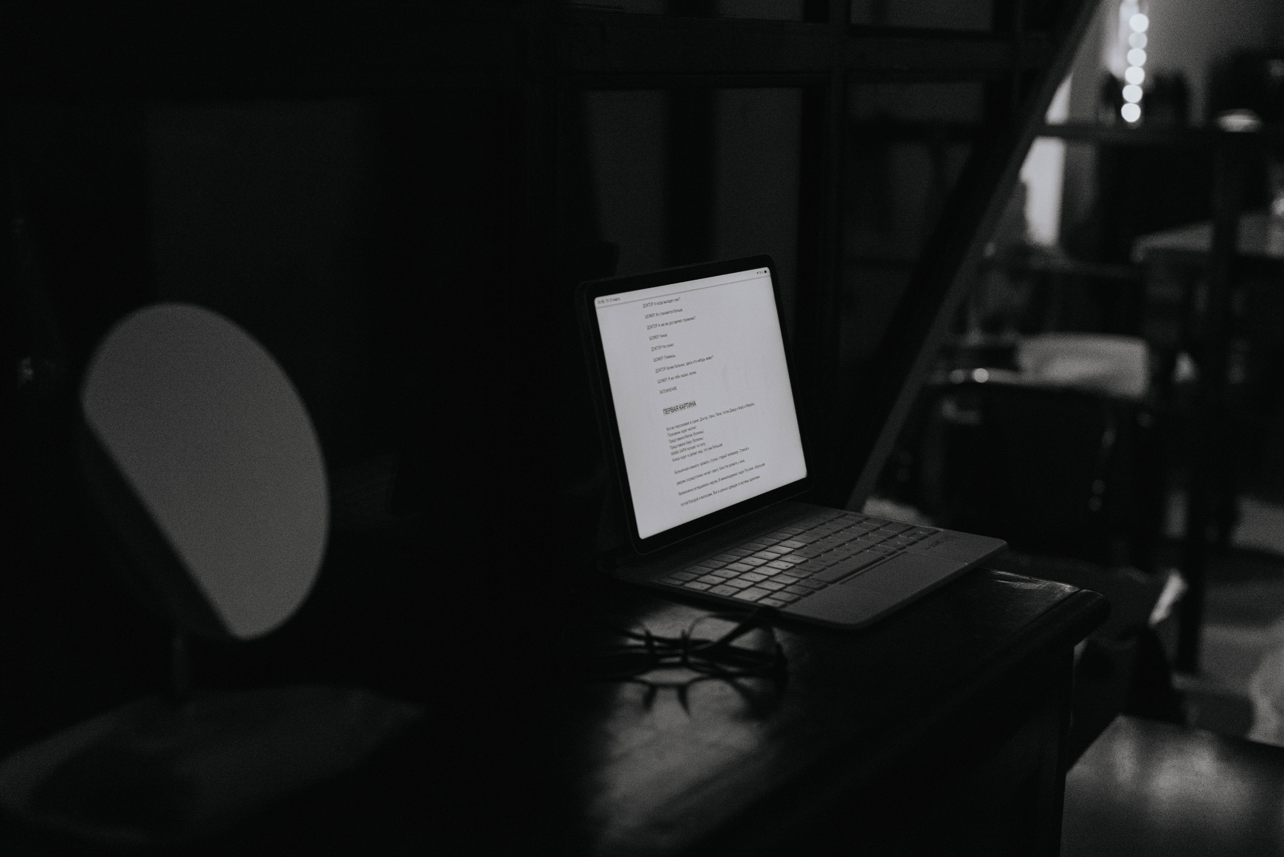 Анонс. Полковник и птицы. Фотограф @elmirkami в городе Буэнос-Айрес