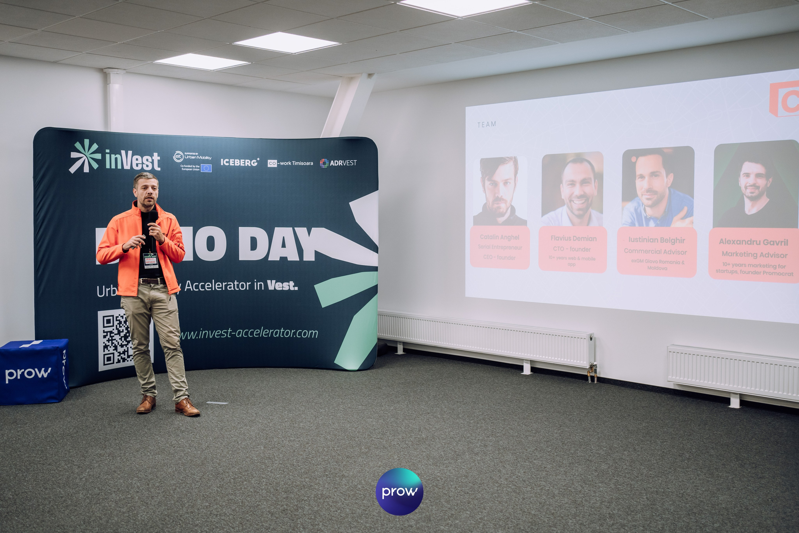 InVest DemoDay @ Cowork. Cozac Cristian Photographer