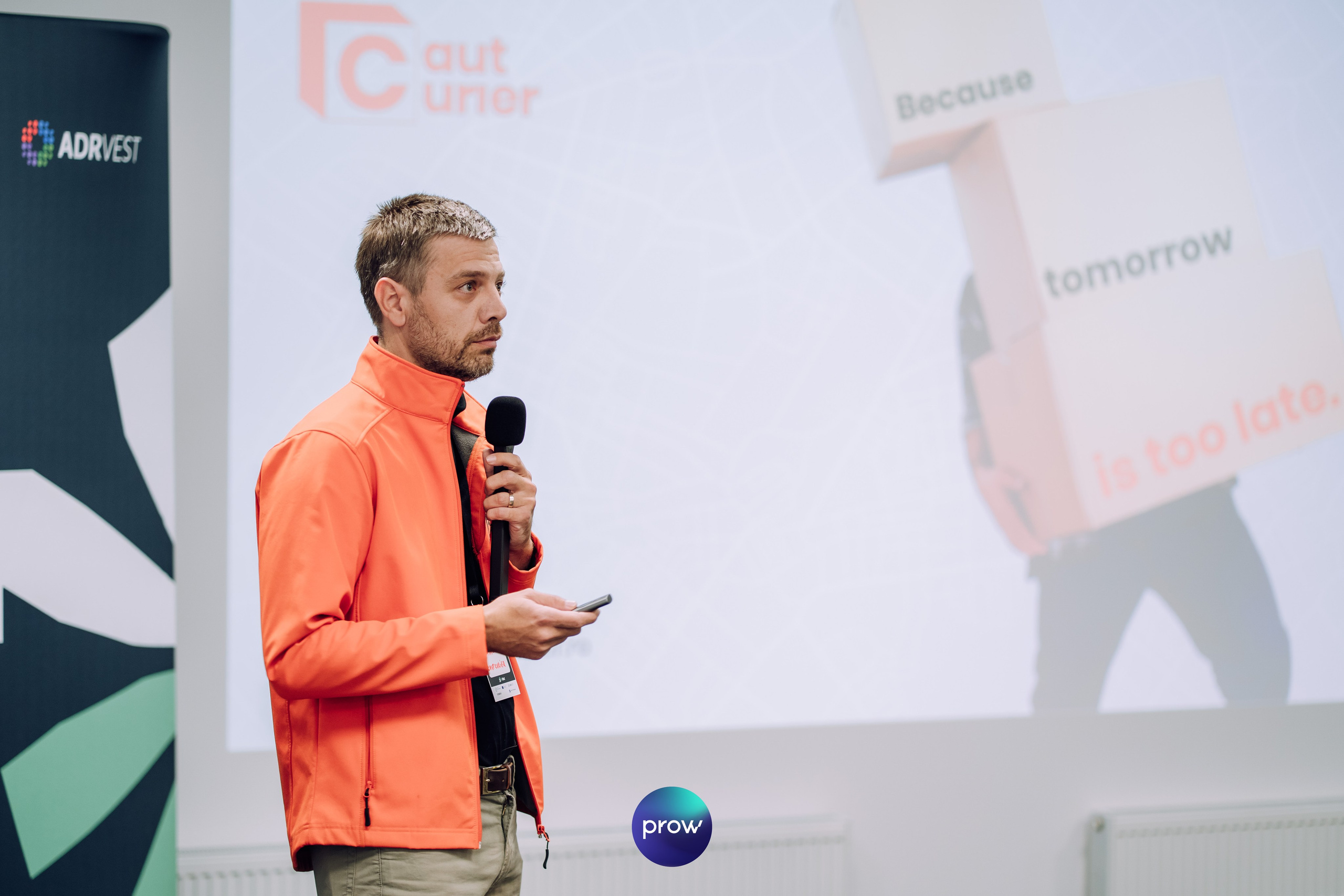 InVest DemoDay @ Cowork. Cozac Cristian Photographer