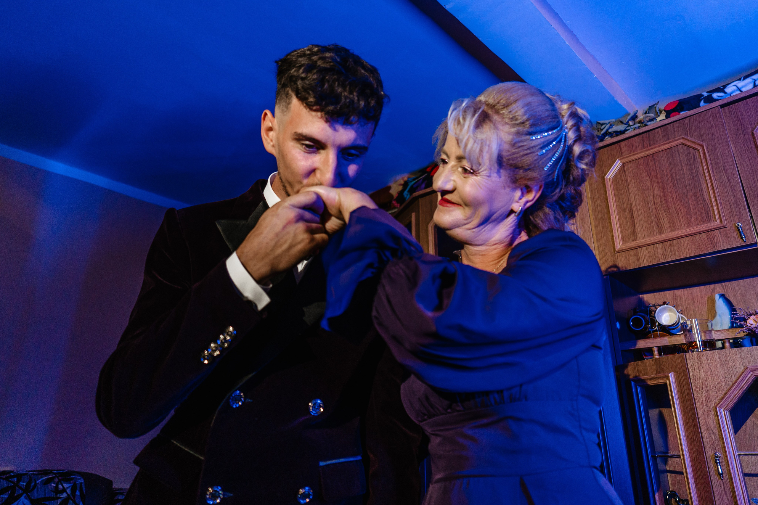 Robert si Mada. Foto-Video Nunta Iasi, Suceava, Bucuresti / Disponibilitate 2025 — 2026 — 2027