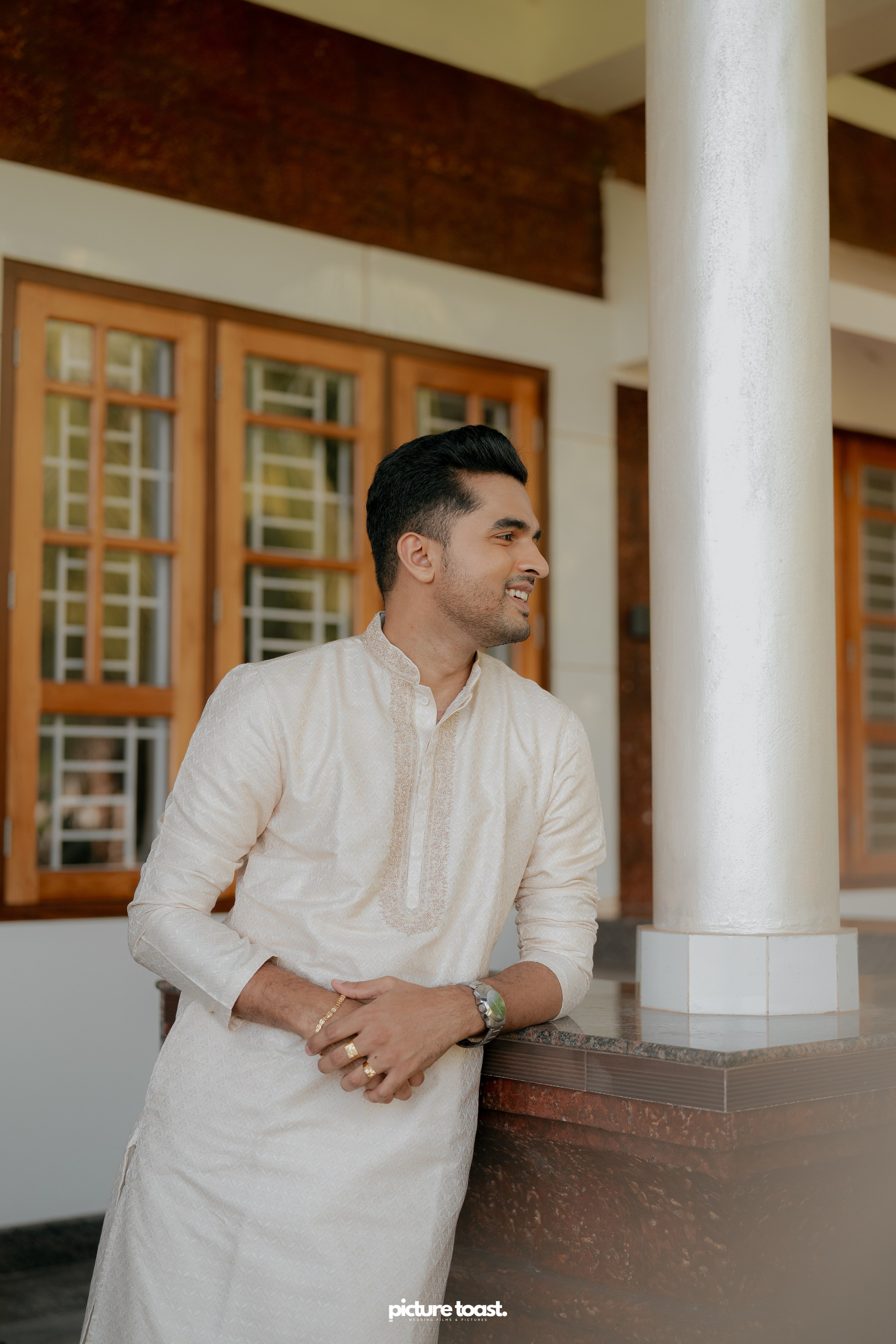 Traditional Kerala Hindu Wedding. Fine art Wedding Photographers in India & Canada