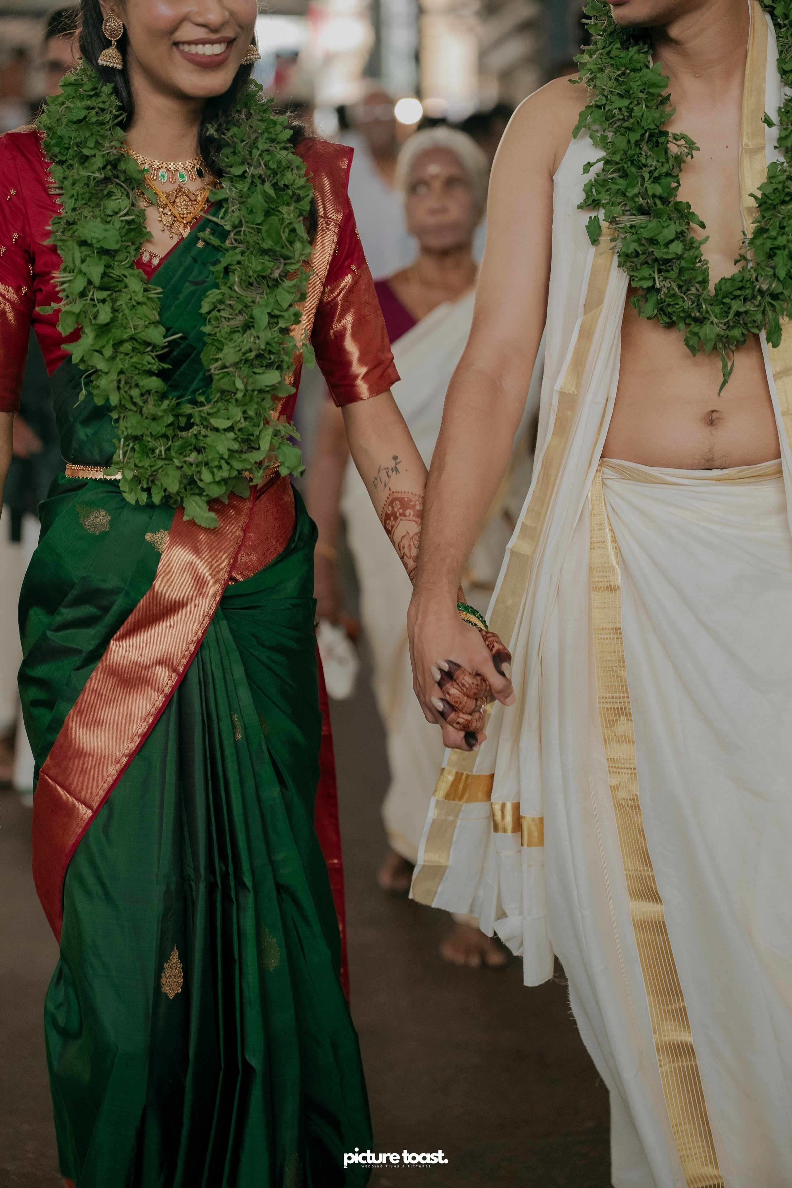 Guruvayur Wedding Ft. Athira & Abilash. Fine art Wedding Photographers in India & Canada