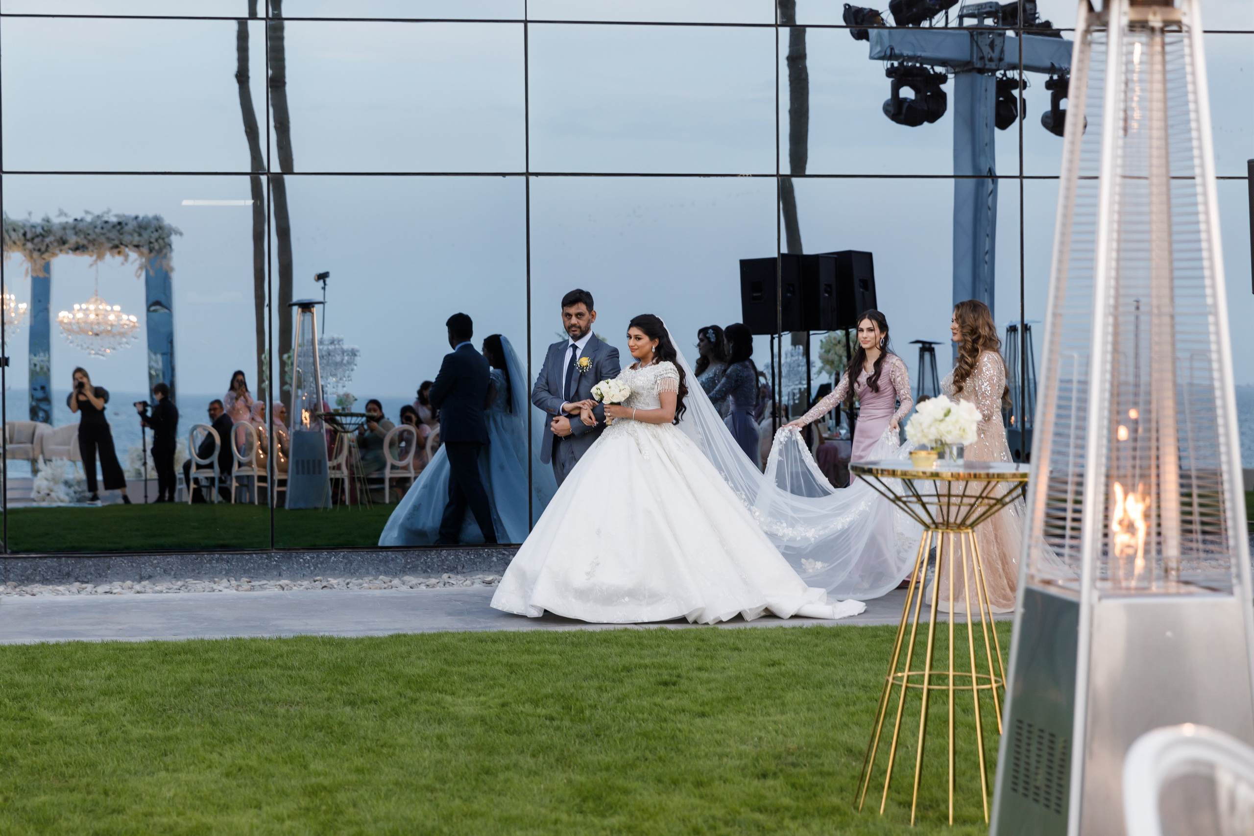 22/12/2023 Burj Al Arab wedding. Photographer Anna Curly | Weddings and Events in Dubai