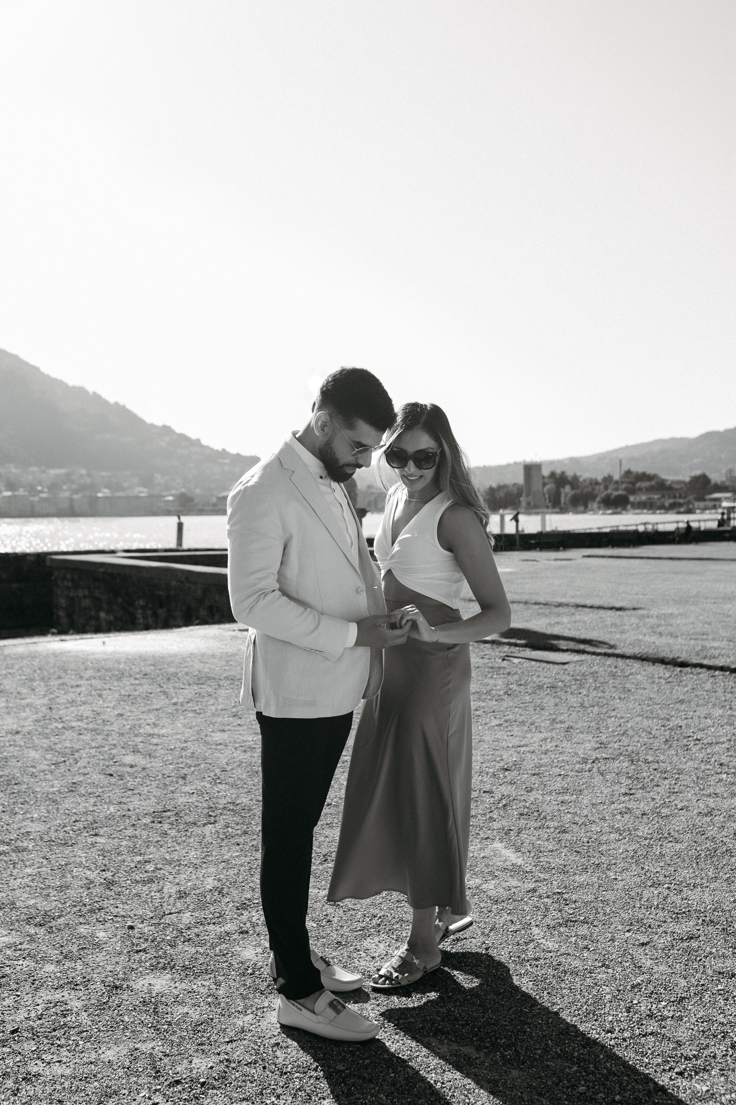 She said yes 💍. Wedding photographer in Italy