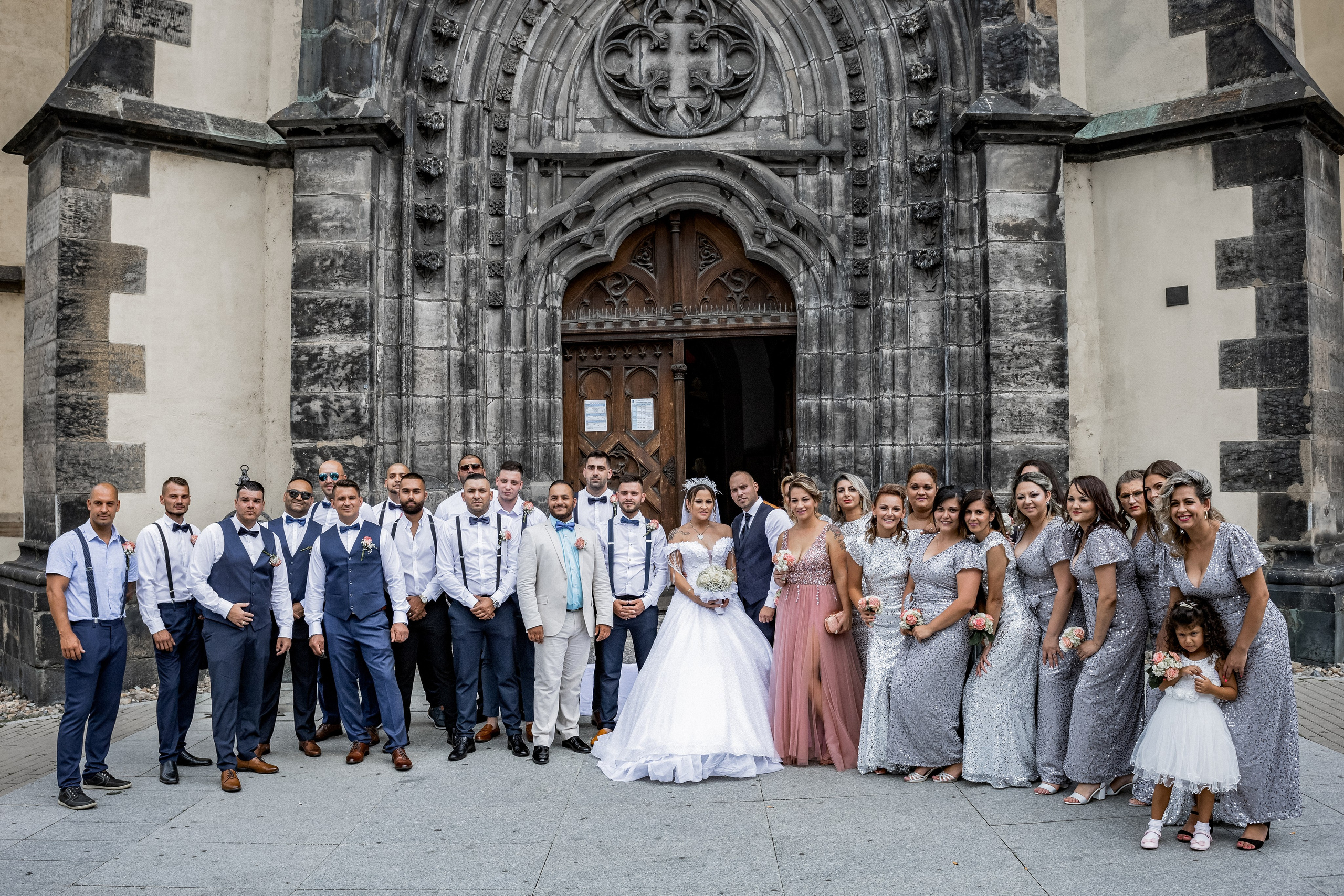 Pavel & Yveta. Svatební fotograf a kameraman v Česku a po celé Evropě — Teplice, Ústí nad Labem, Praha, Drážďany