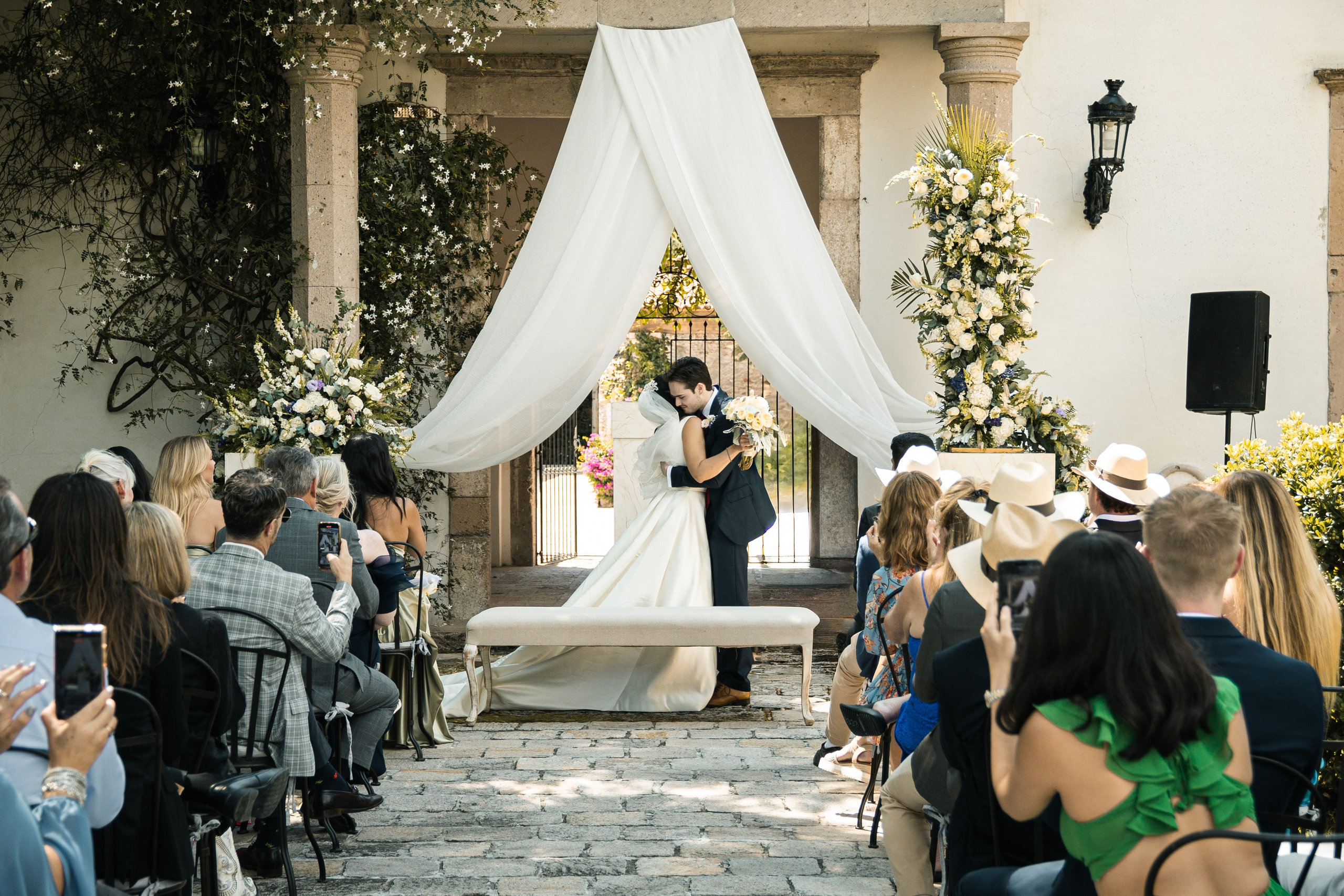 Ryan & Noryoly. Saúl Vázquez | Destination Wedding Photographer