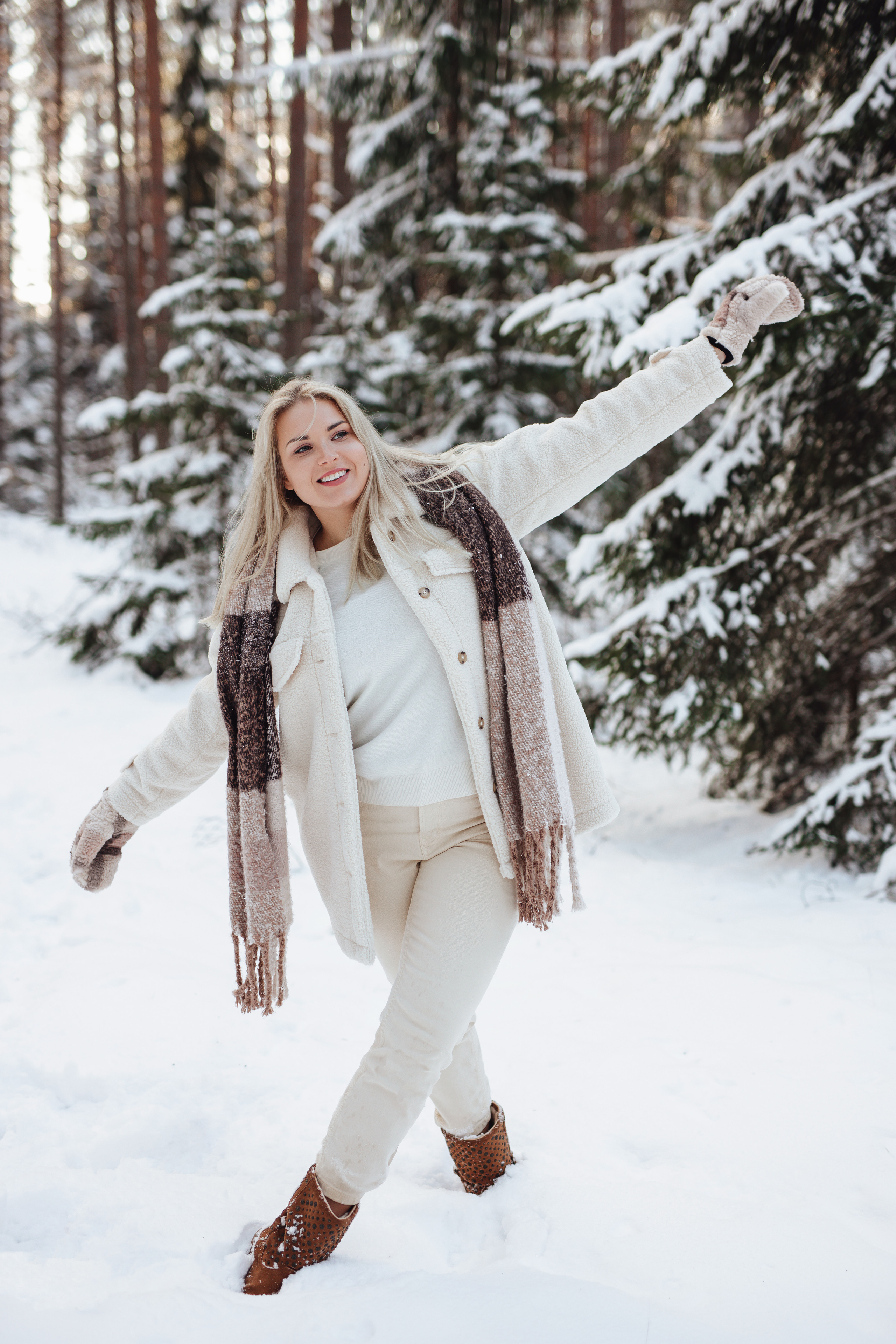 Юлия зимняя фотосессия. Фотограф Даугавпилс/Рига Виктория Нитиша