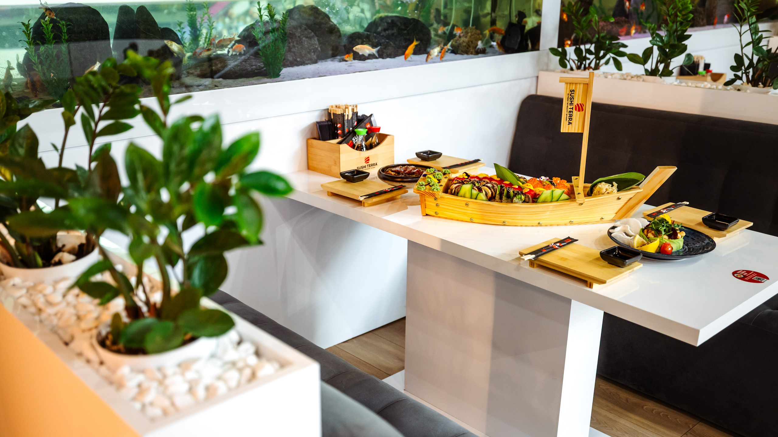 Sushi Terra. Marius Ciocan