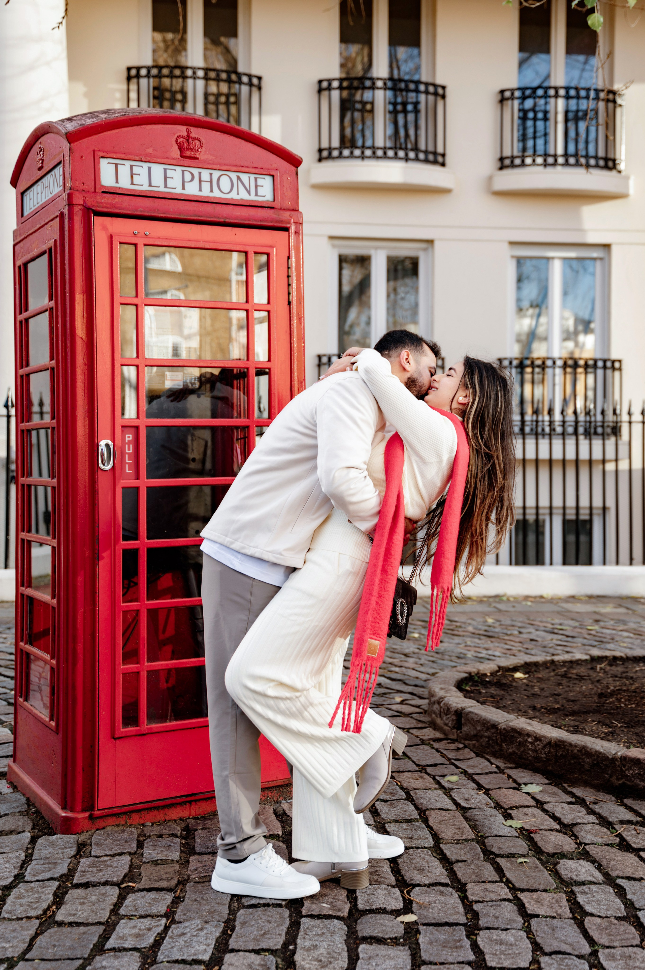 Tower Bridge Mahmood&Yalo. FAMILY AND WEDDING PHOTOGRAPHER IN LONDON MARINA RIVA