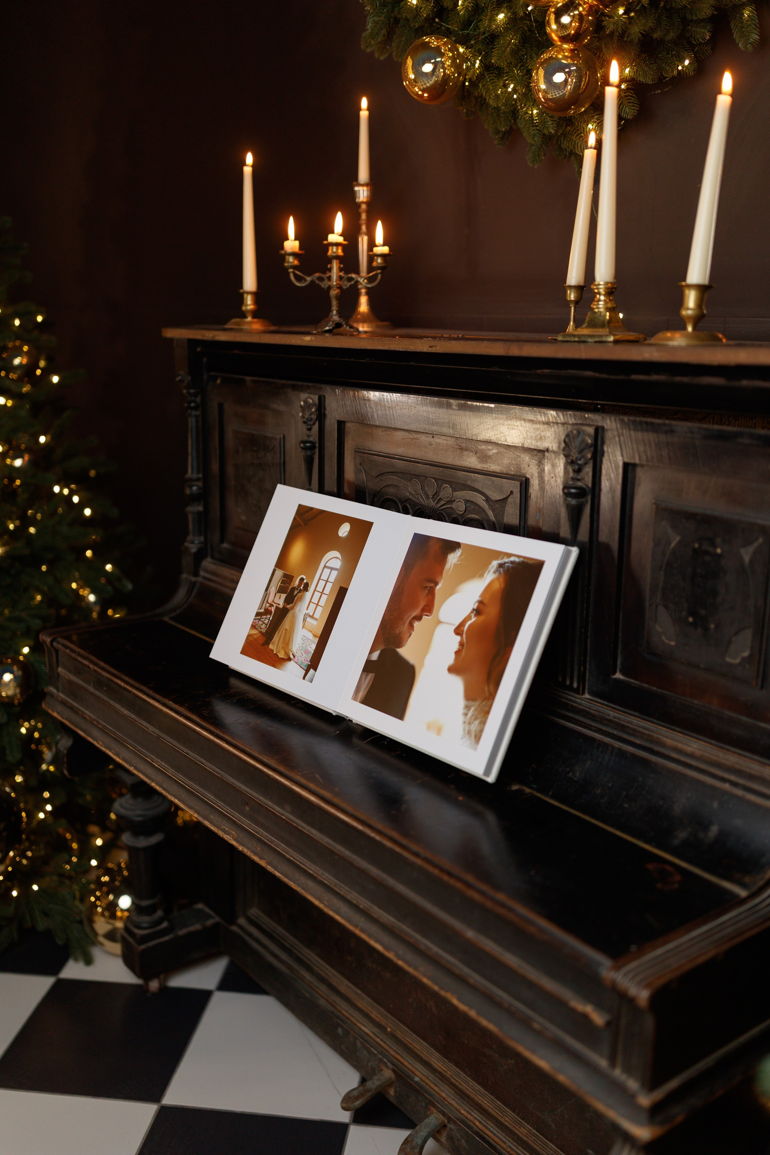 Albume de Nuntă cu Copertă din Eco-Piele Albă –  Eleganță, Lumină și Emoție. Scarlat Photography