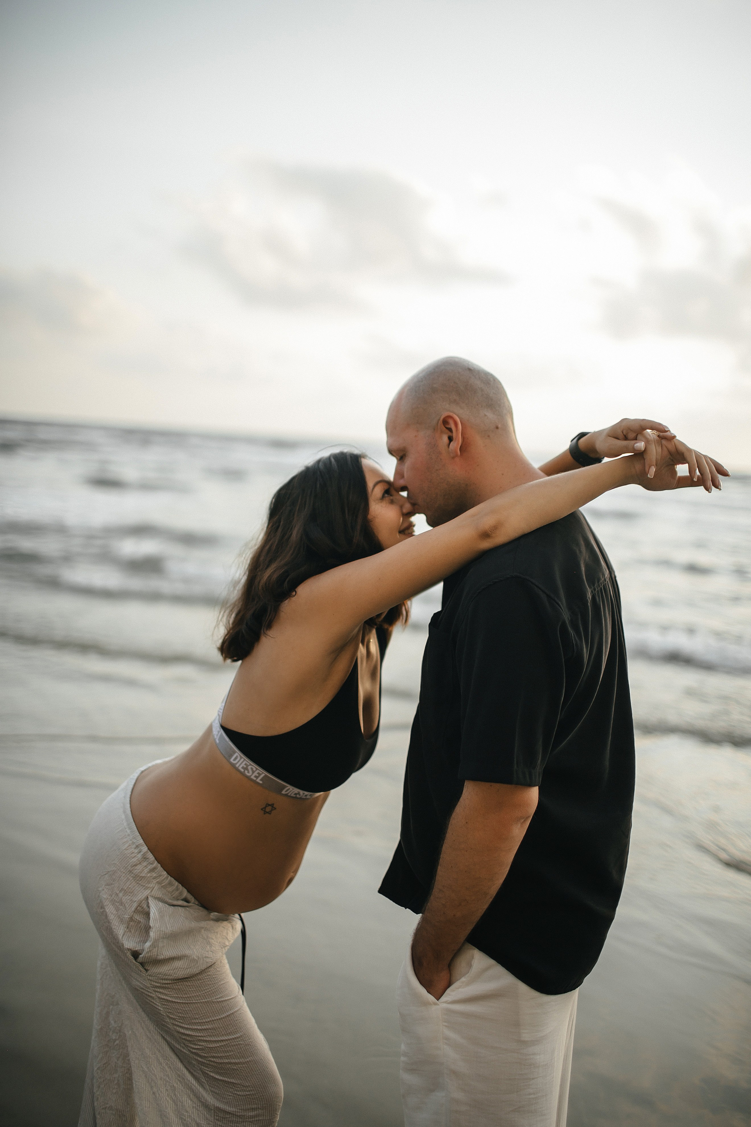 Katya & Fil Givat Olga. Family photographer in Israel