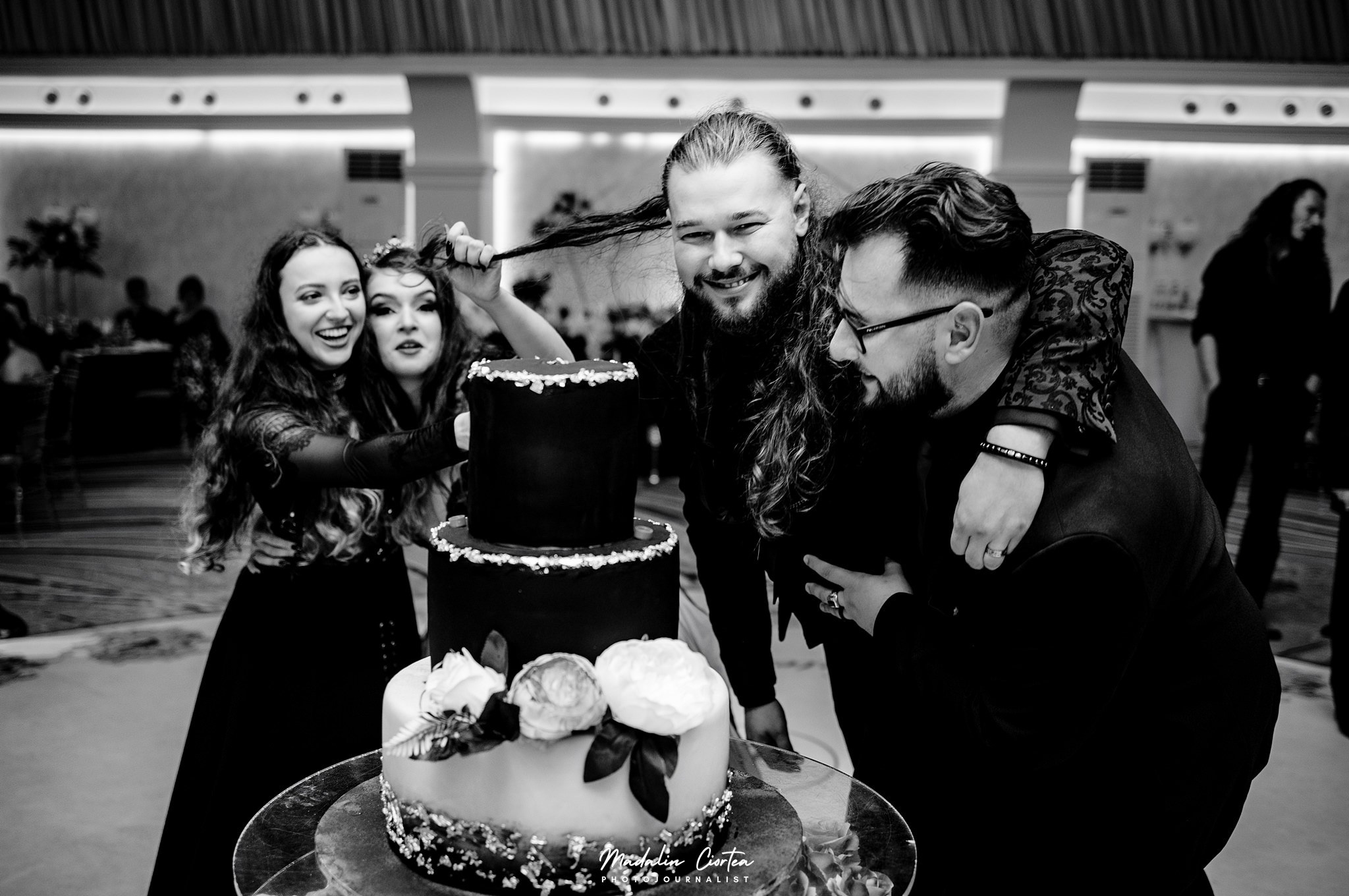 Nunta Diana si Bogdan | Black Wedding | Alba Iulia. Mădălin Ciortea - fotograf de nuntă și de familie | Dream Art Events