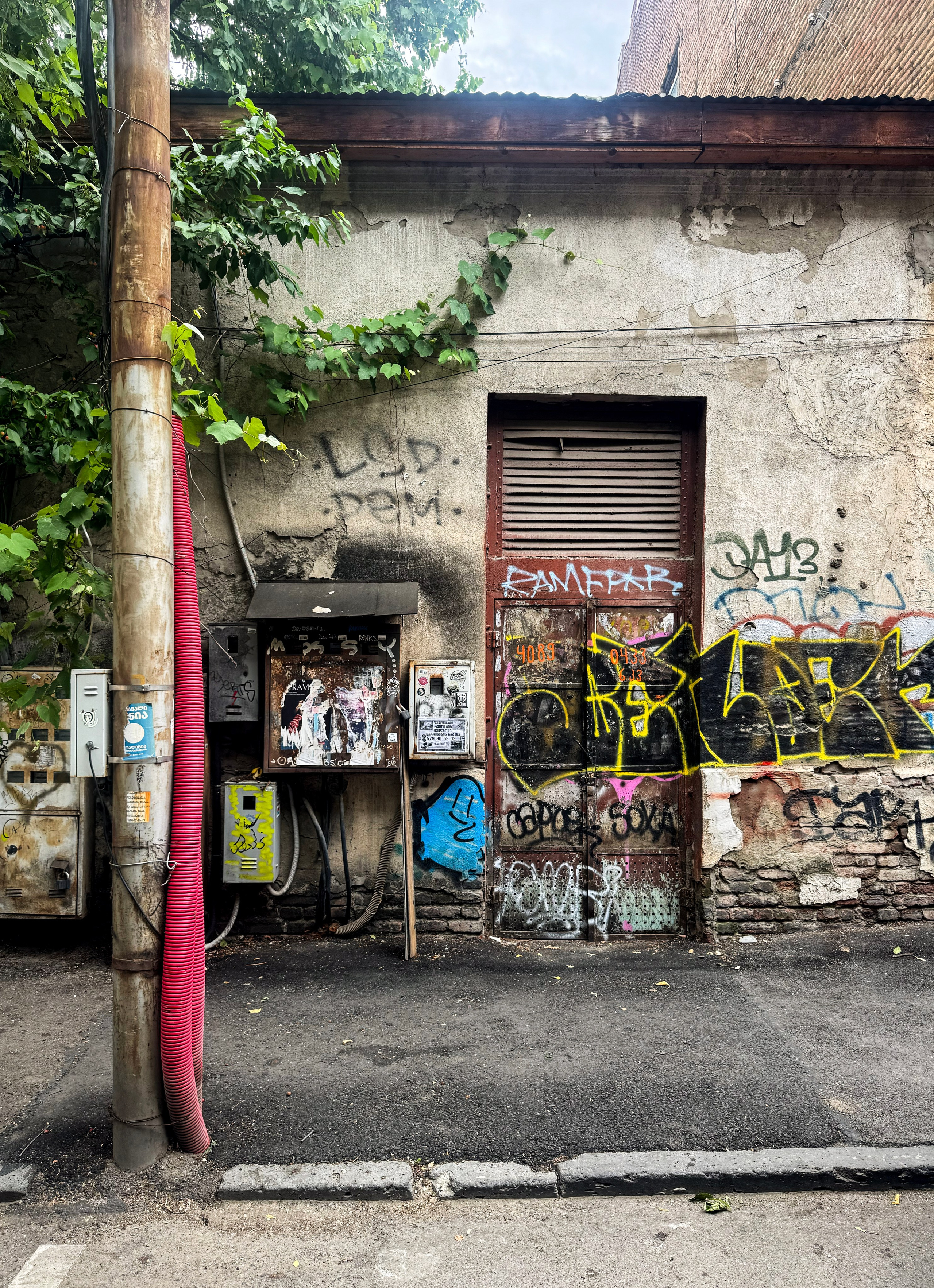 Tbilisi, Georgia. Vladislav Makarov. Portrait & Street style photographer in Baku
