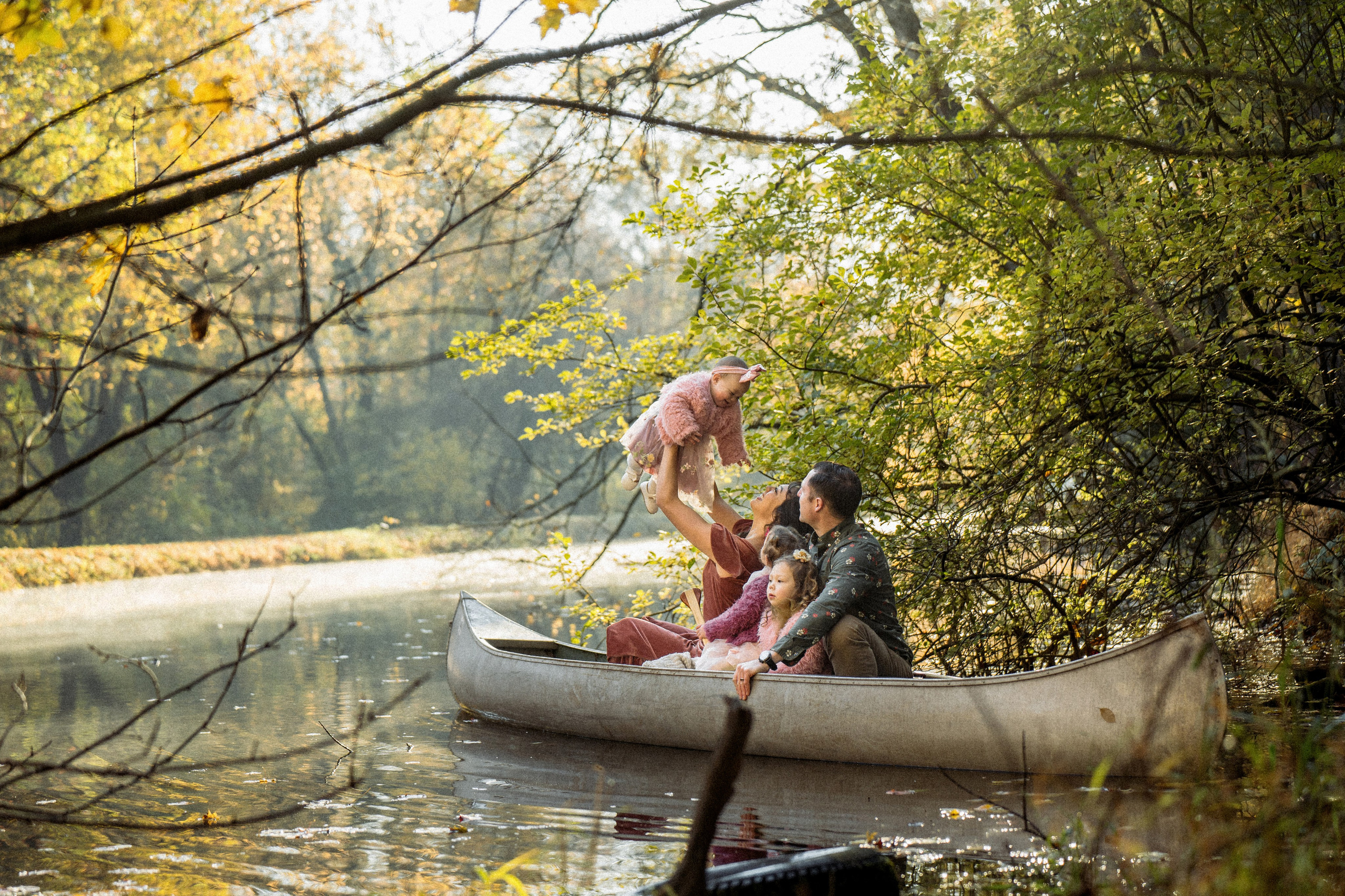 Clint, Christine, Etta, Leighton, Elodie. Sunrise. Alisa Tant — Family and newborn photographer Bucks County, Montgomery county, Philadelphia, NJ