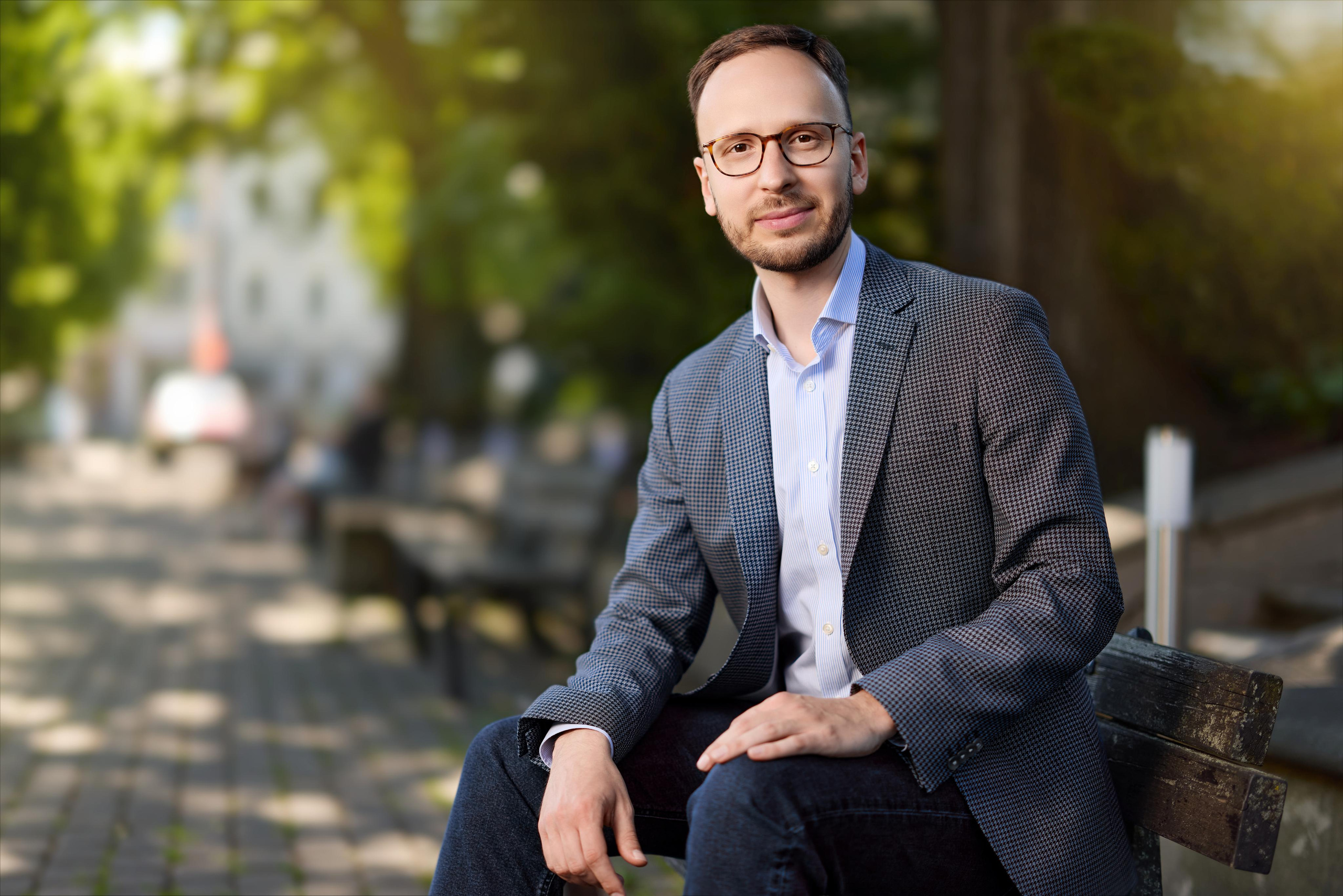 Business portraits. Commercial, interior, food photographer Andrey Nikiforov, based in Rig