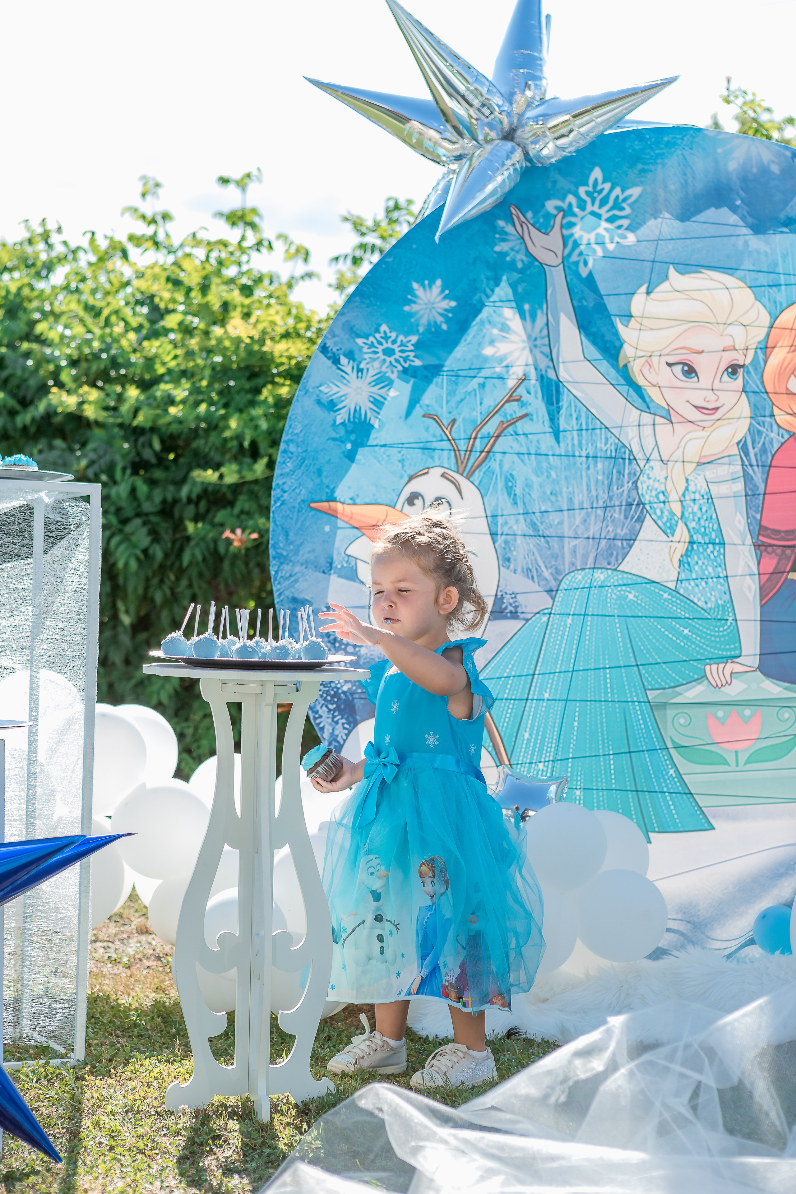 Честит Рожден Ден. Фотограф Ирина Йотова