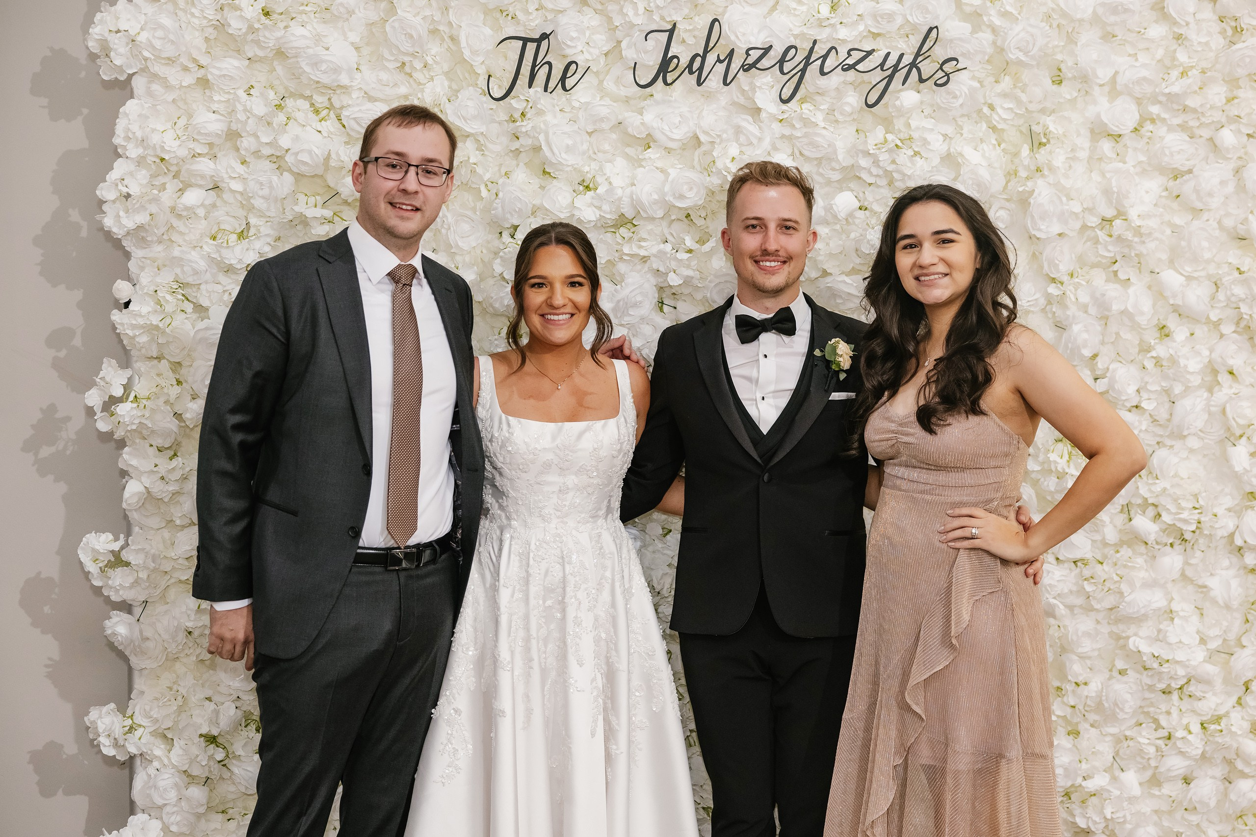 09.06.2025 Wedding. Wedding family event photographer in Chicago Nick Yushevich