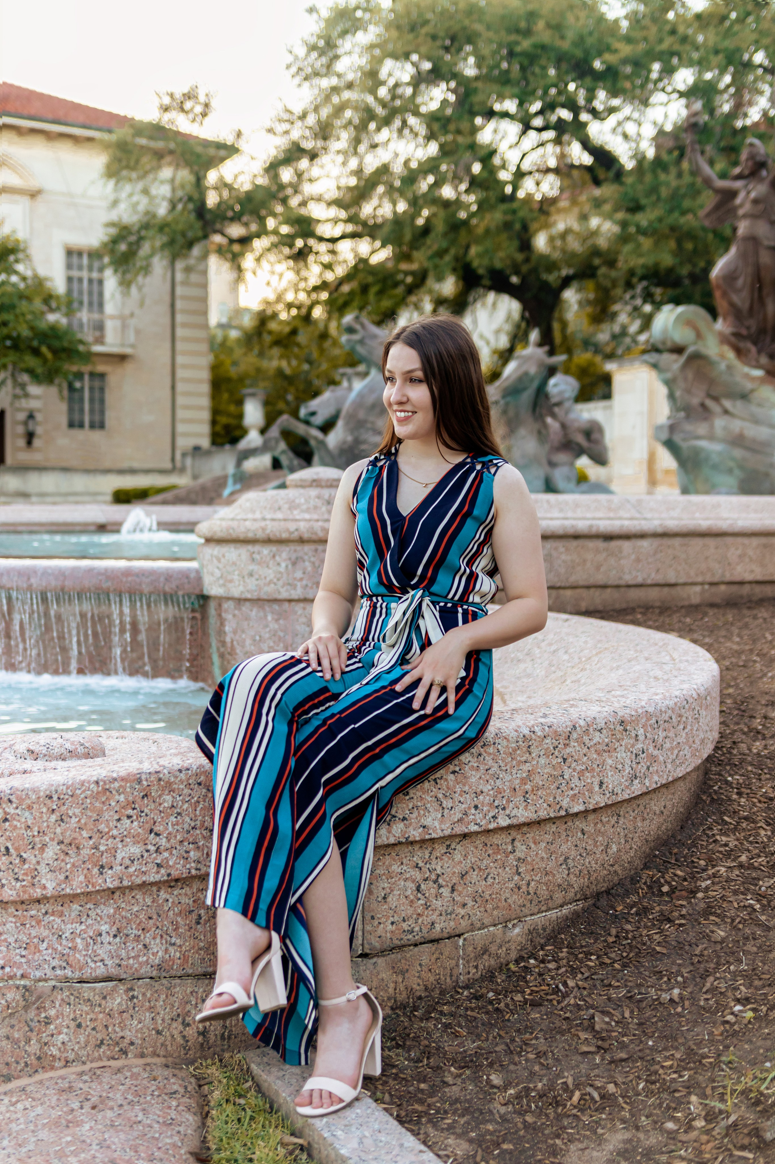 Kayla’s senior photoshoot at the University of Texas Austin