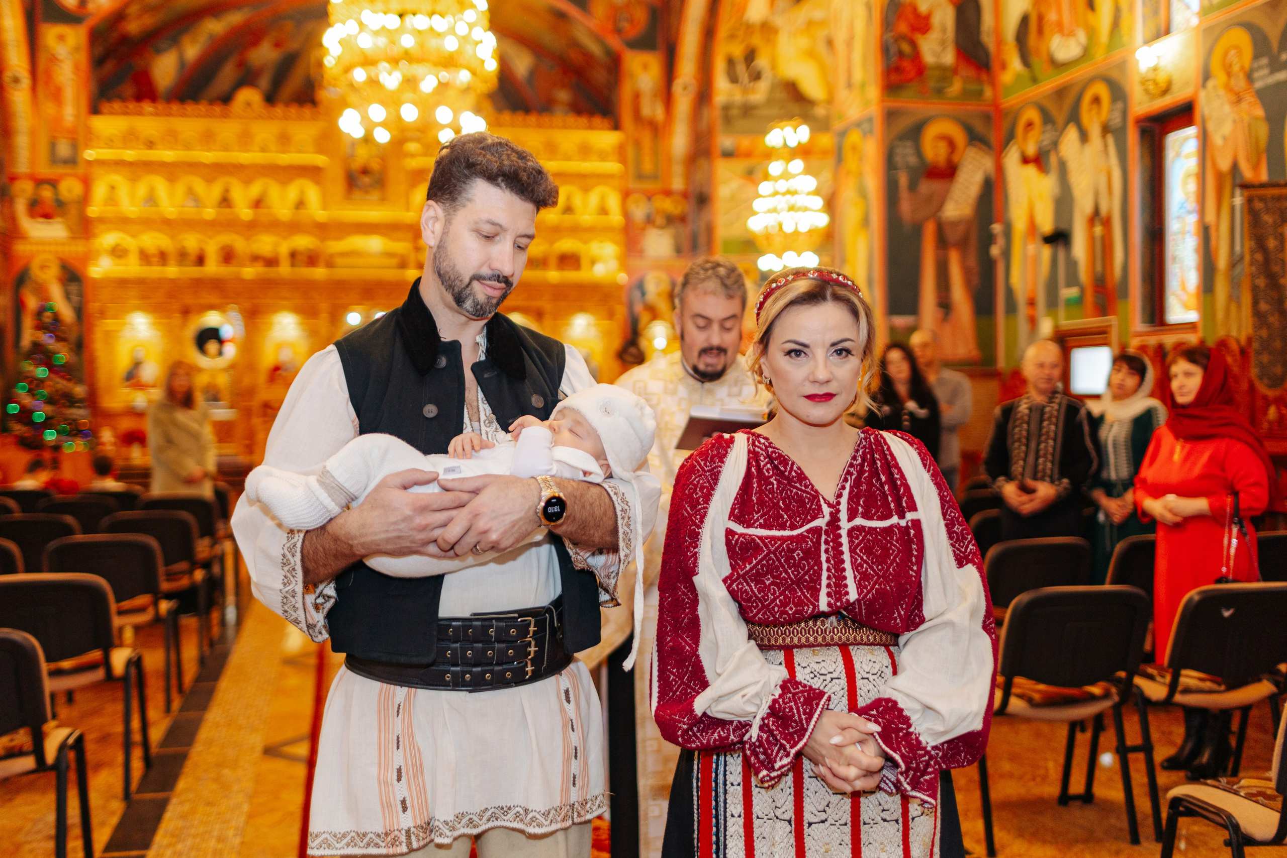 Botezul micuțului Matteo. Cristina Andronache fotograf Brașov fotograf de familie fotograf de nunta Brașov