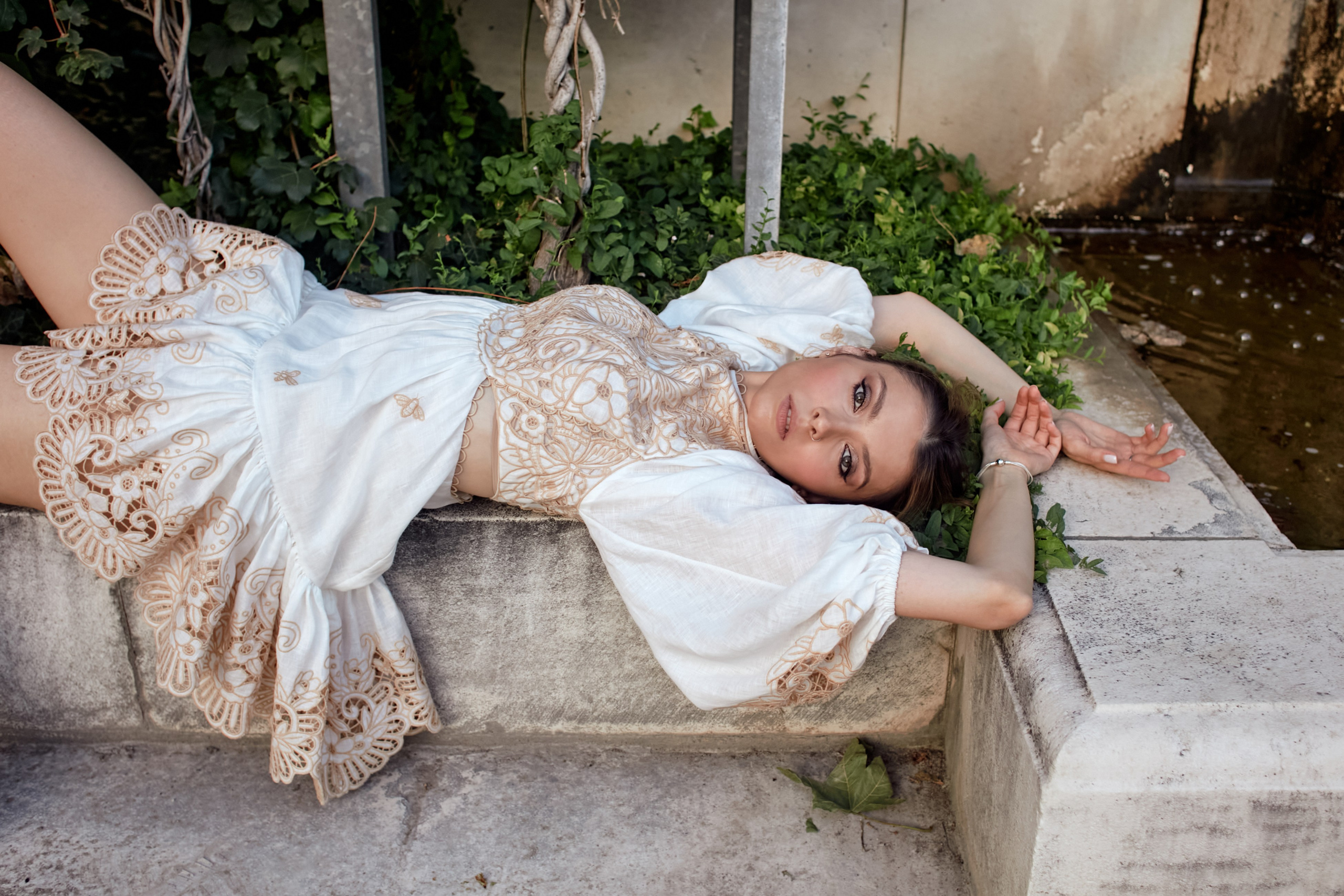 Anna. Amazing photo session at a time convenient for you. Y