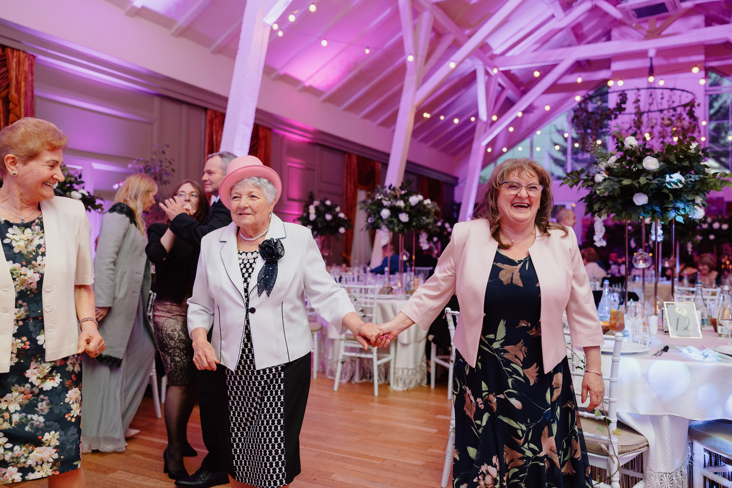 Nicoleta & Lucian. Main