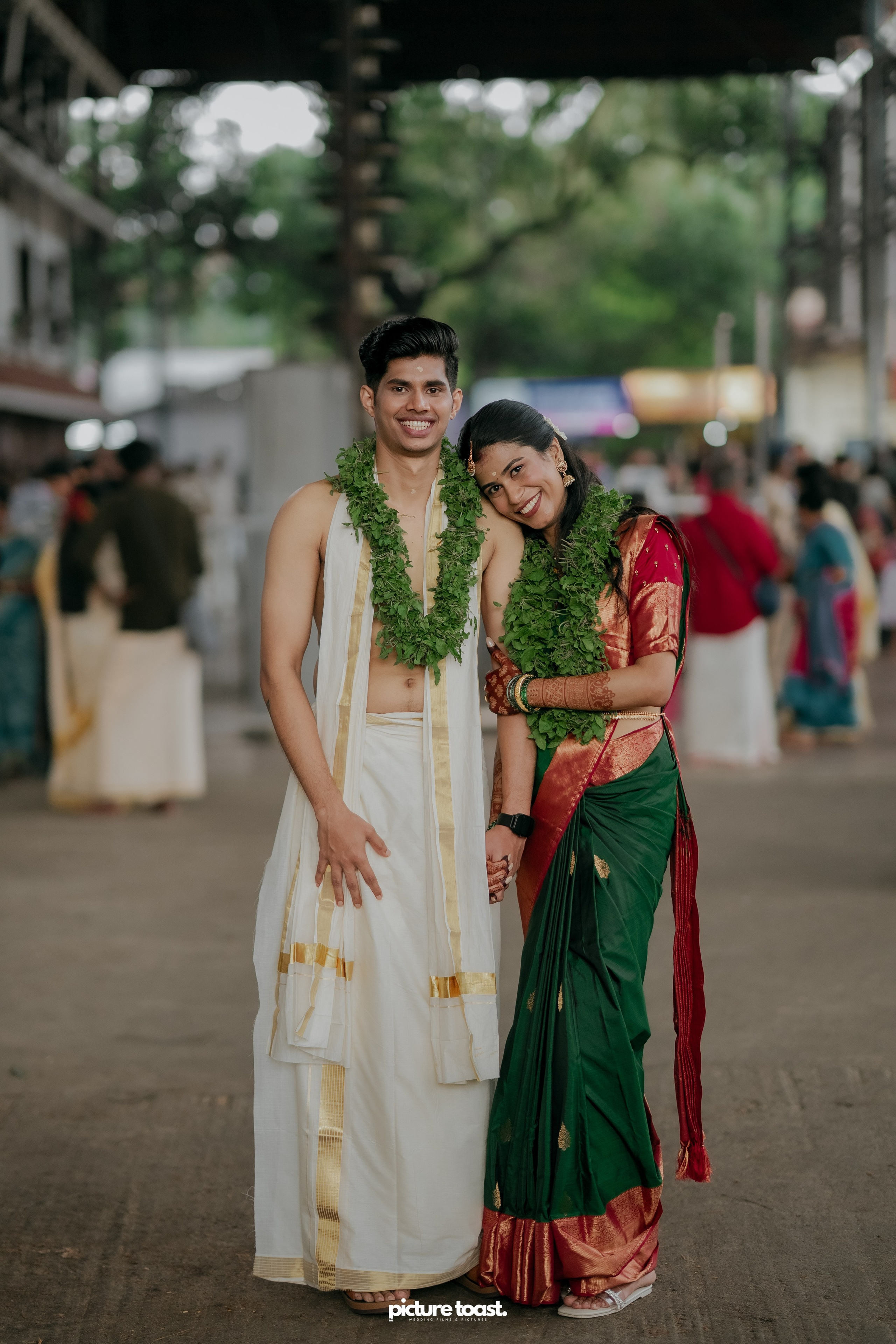 Guruvayur Wedding Ft. Athira & Abilash. Fine art Wedding Photographers in India & Canada