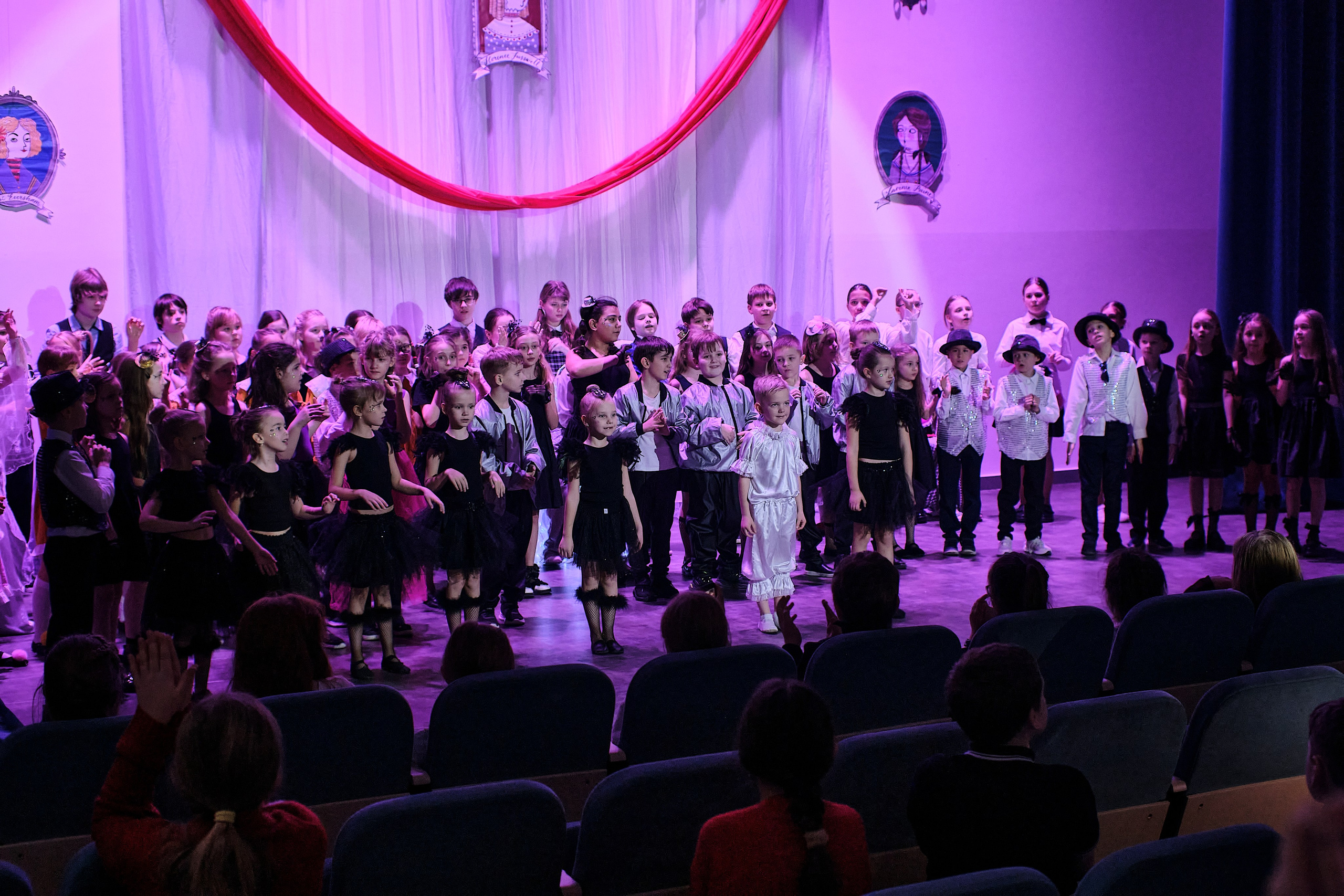 Детские спектакли. Портретный и репортажный фотограф в Бишкеке Анастасия Якимова