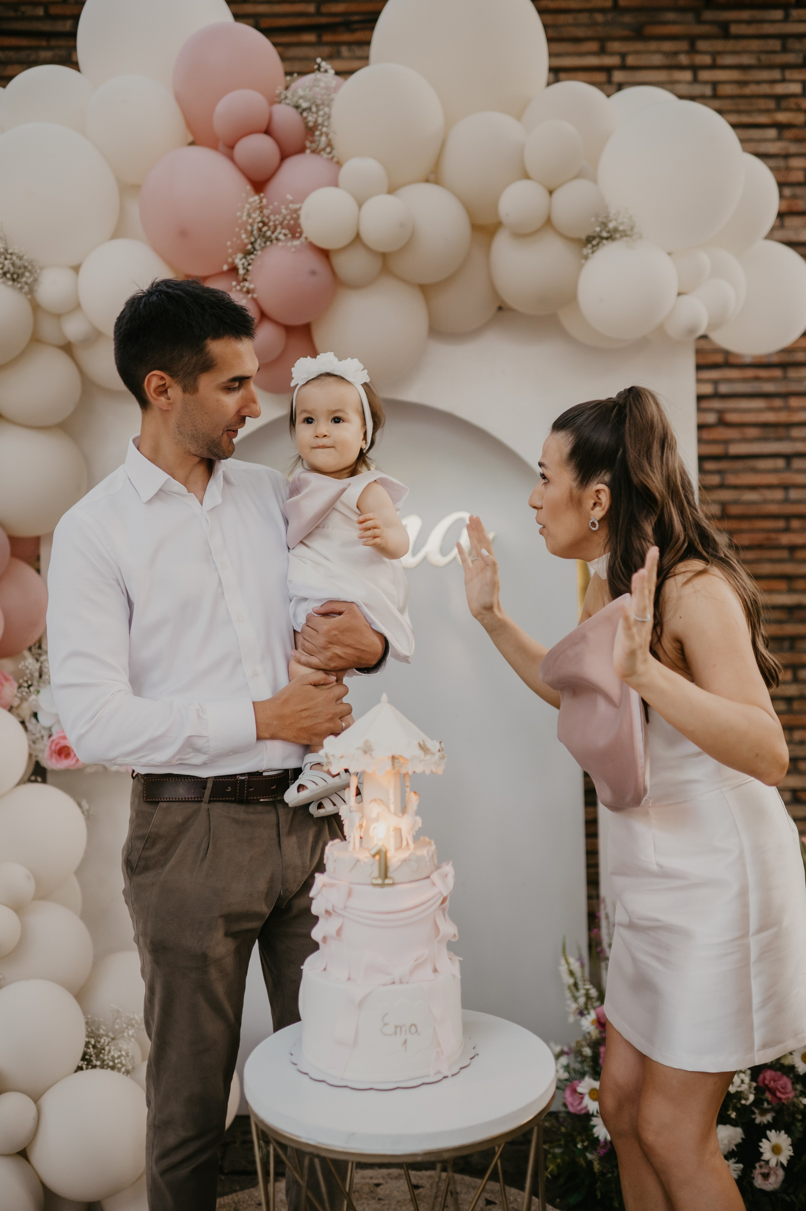 Emin prvi. Ana Sladojevic