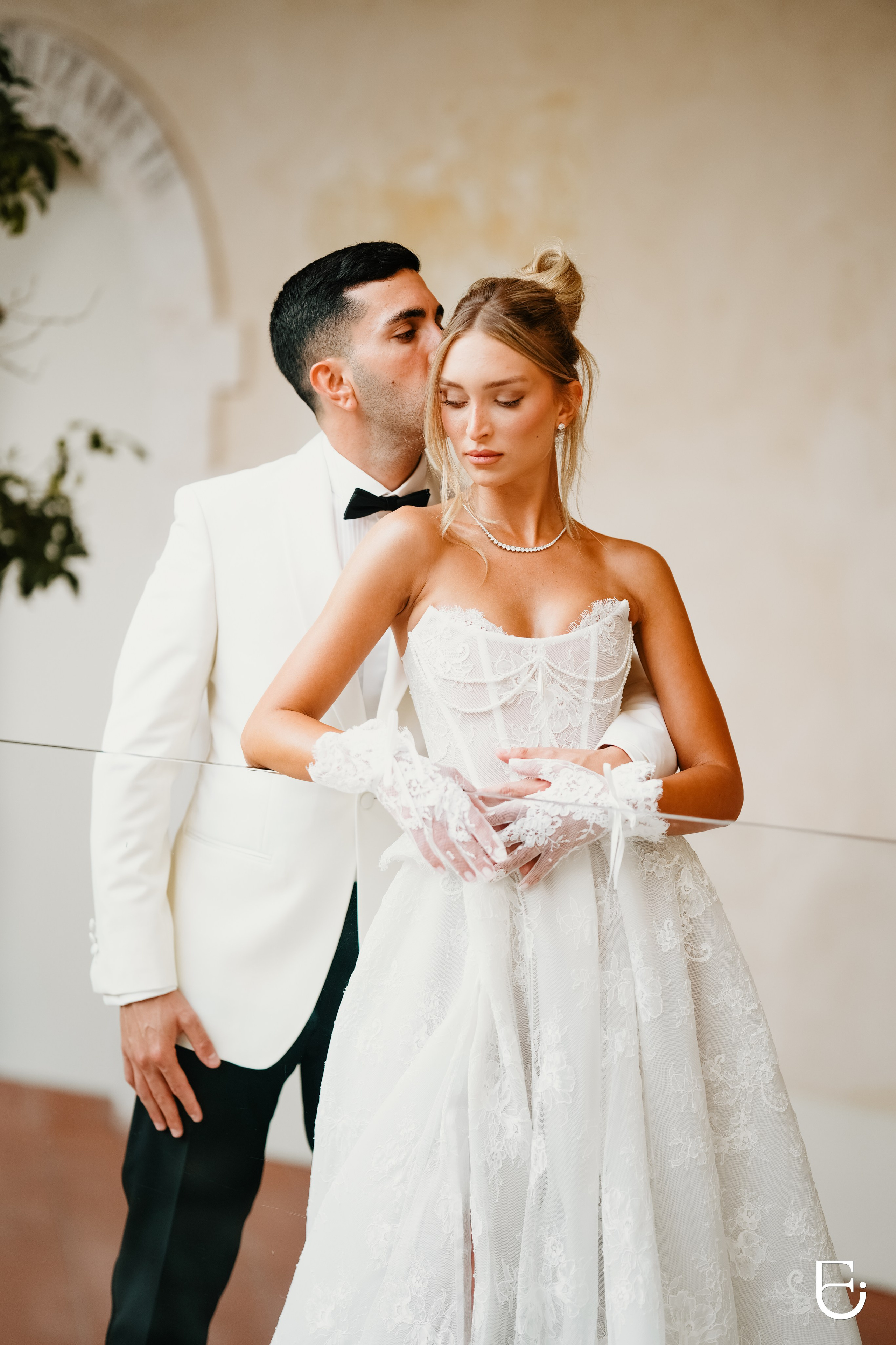 WEDDINGS. CAMELLIA ART PHOTOGRAPHY