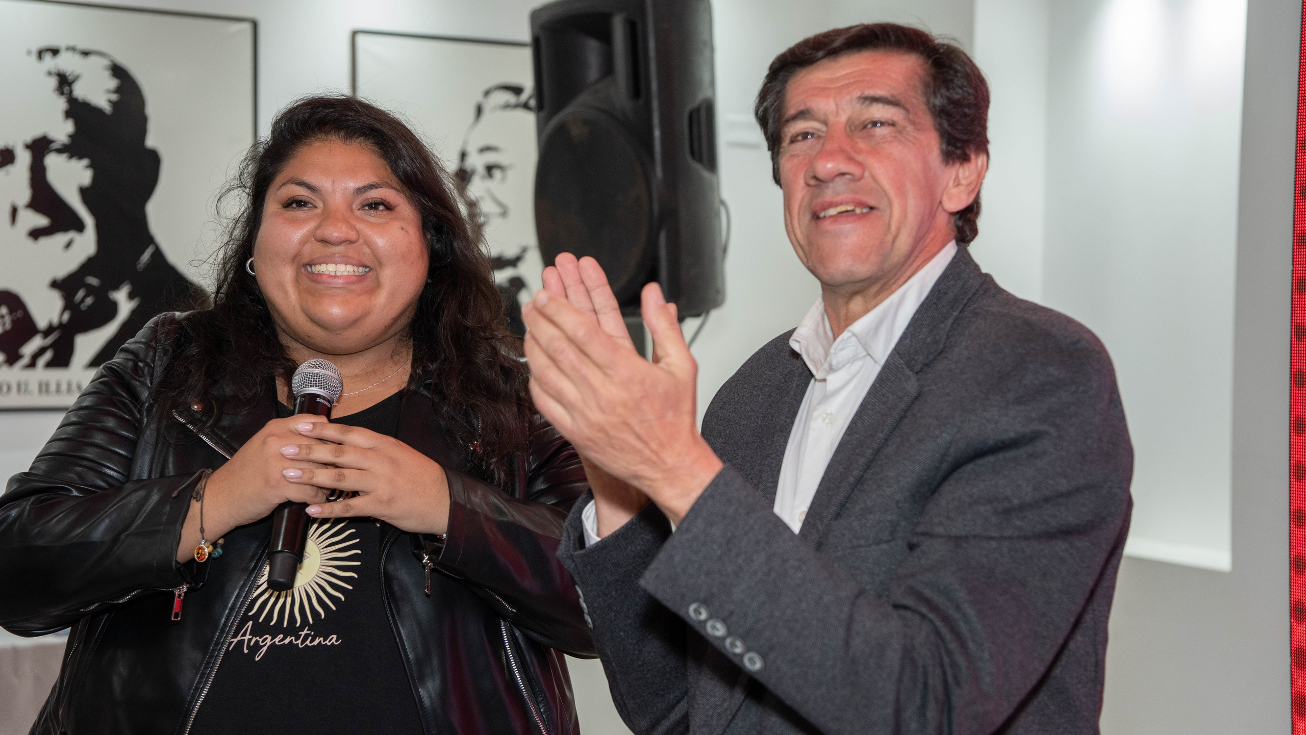 Asunción de autoridades de la Juventud Radical. Cuarta Pared