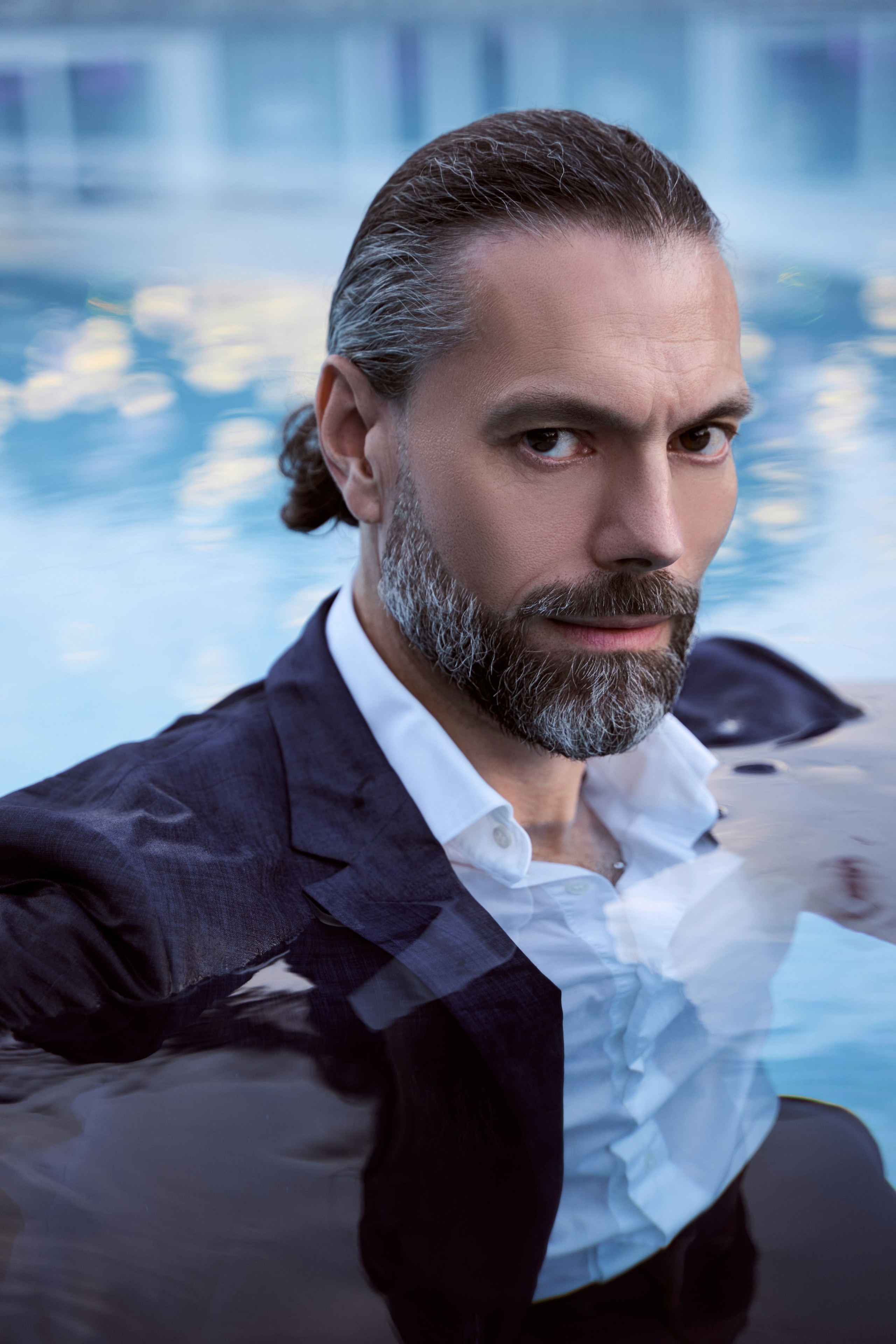 Эксперты. Привет