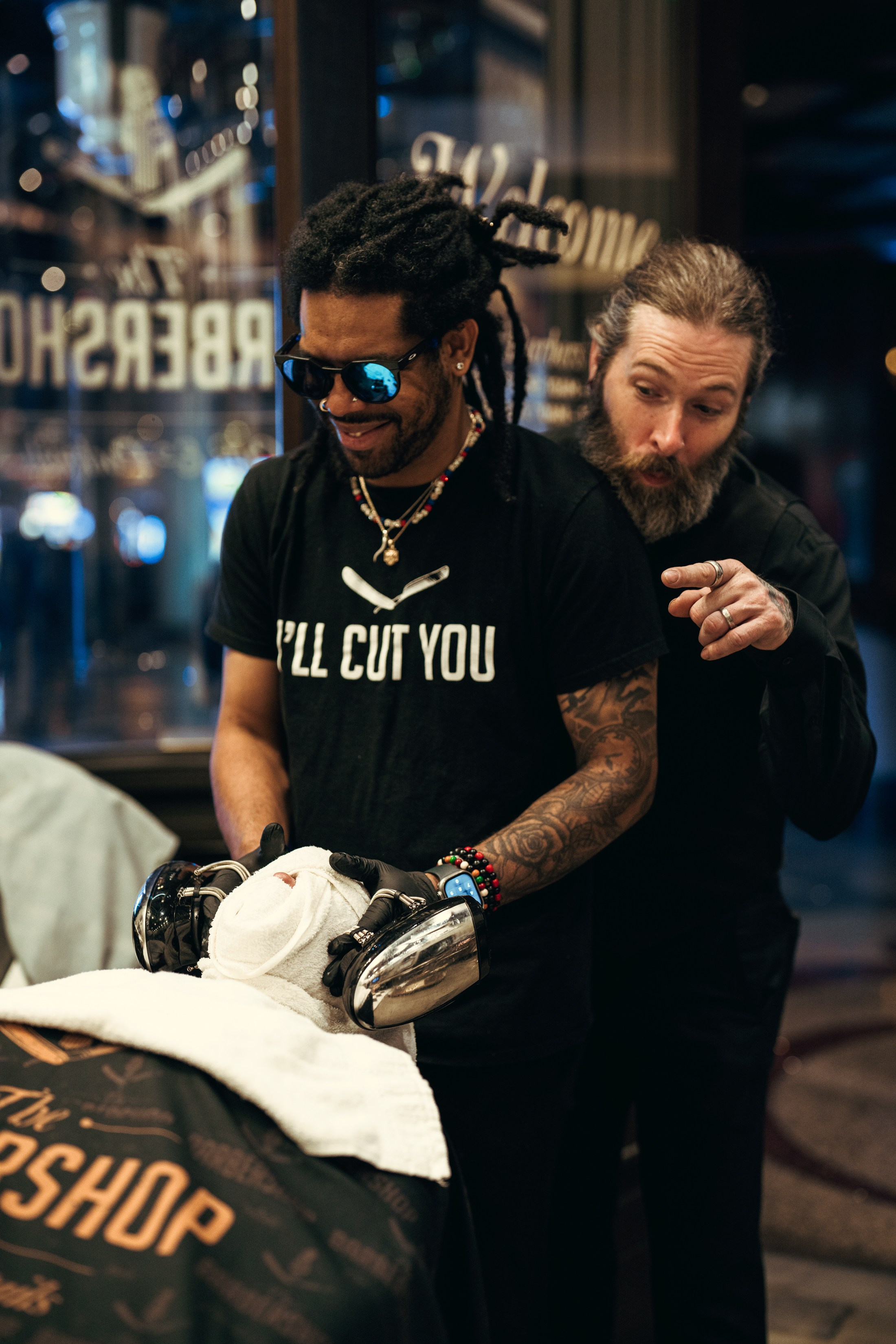 Christina’s bachelor party. Wedding & elopement photographer Viktoriya Kravtsov. Las Vegas