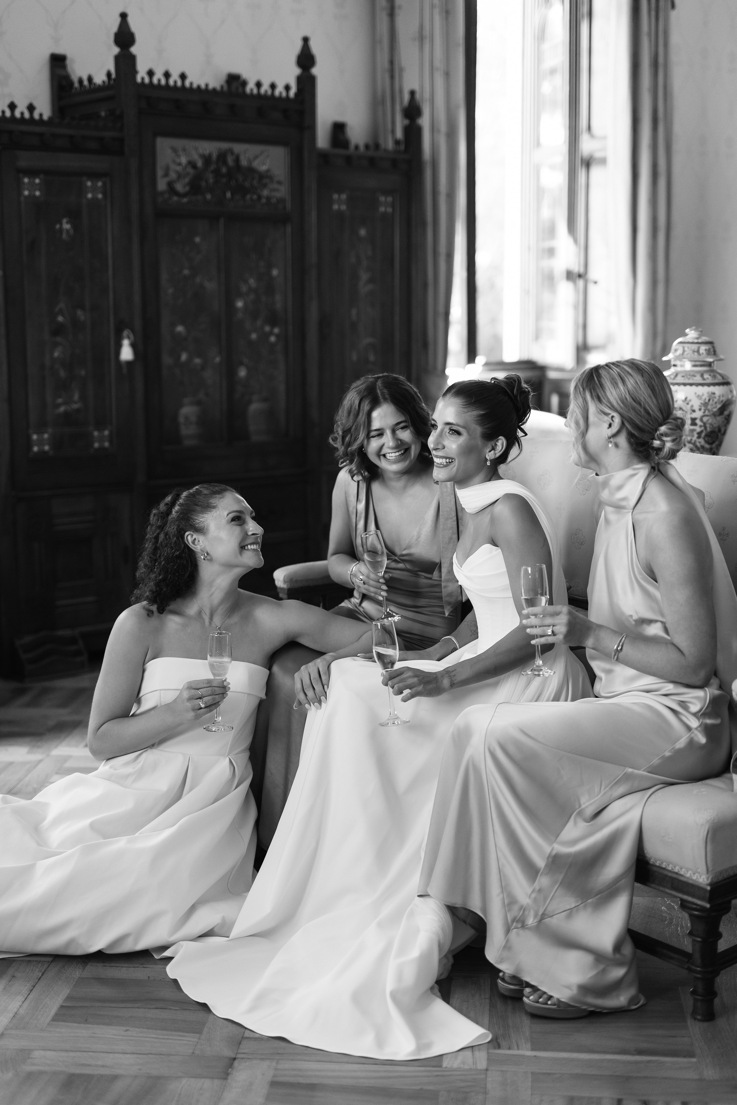 Wedding Photographer Lake Maggiore Como Italy. Wedding Photographer Rome Tuscany Como Sicily Puglia Amalfy Italy- Oksana Savenchuk