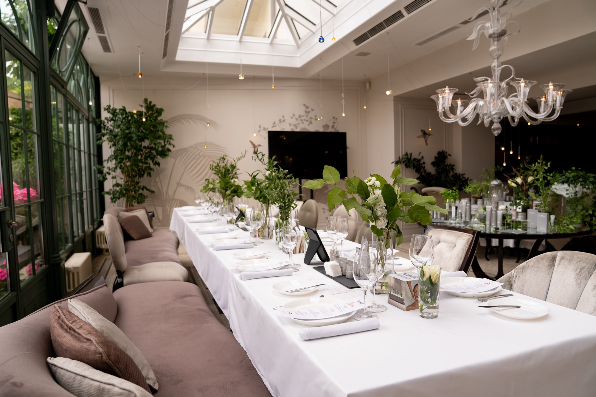 Fotografie Corporate Specializat in Lansări Produs si Serviciu. Fotograf Corporate Business