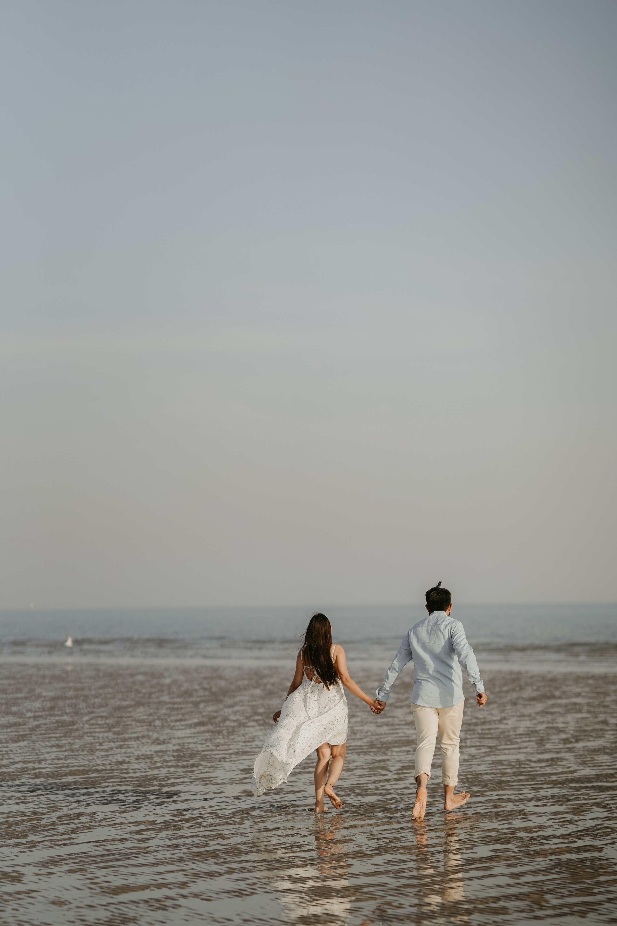 COUPLE SESSIONS. Love Emotions Weddings