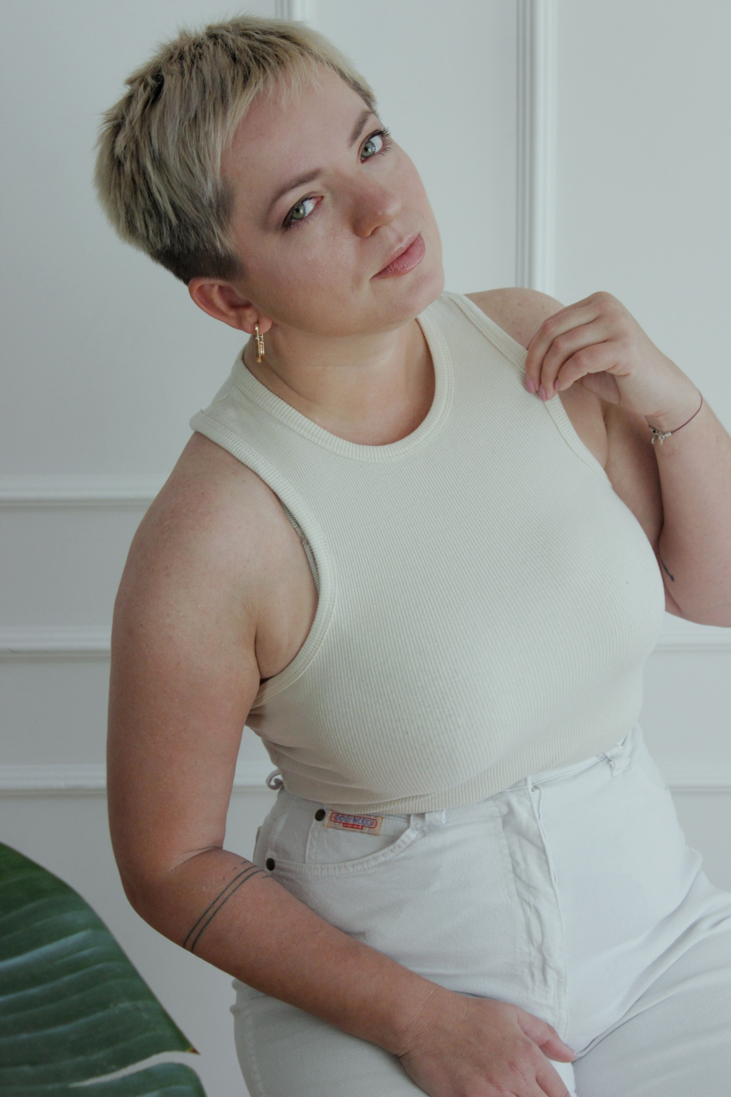 Studio Portrait and Lifestyle Photoshoot with Professional Lighting. Lana Petrychenko — Portrait & Family Photographer. Valencia, Spain