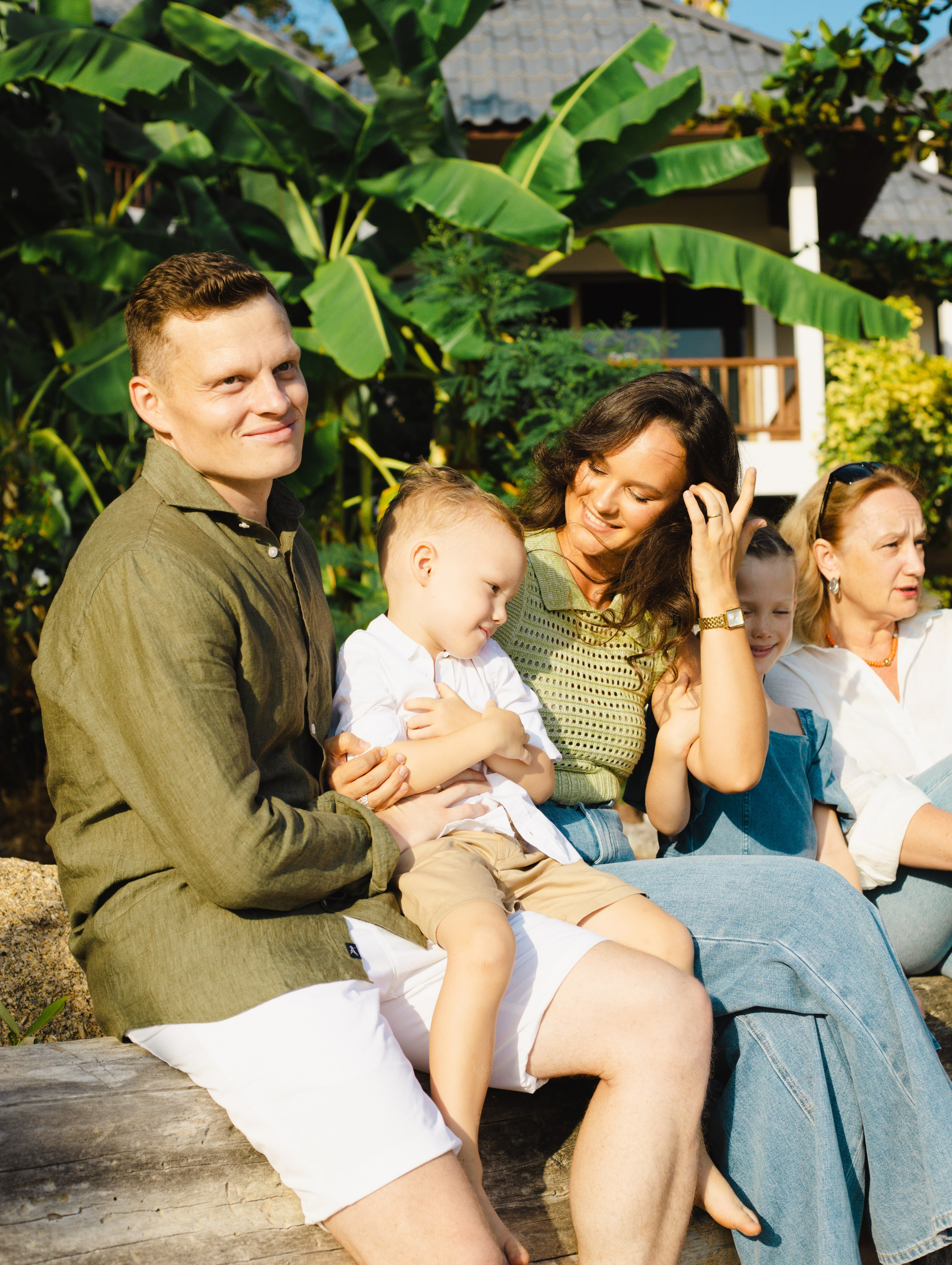 FAMILY PHOTOSHOOT. Photographer on Koh Samui Elena