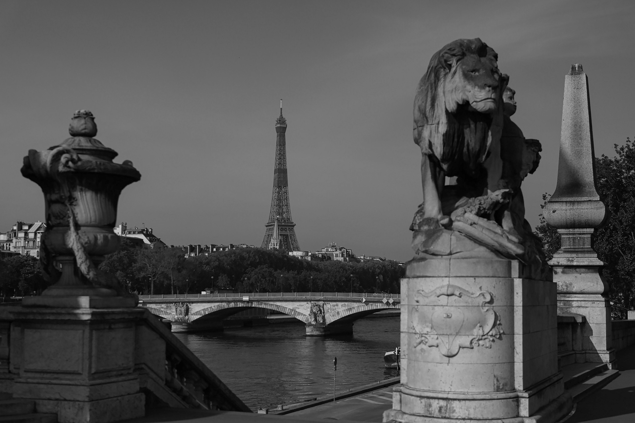 PARIS. Photographe Karen Tatevosian