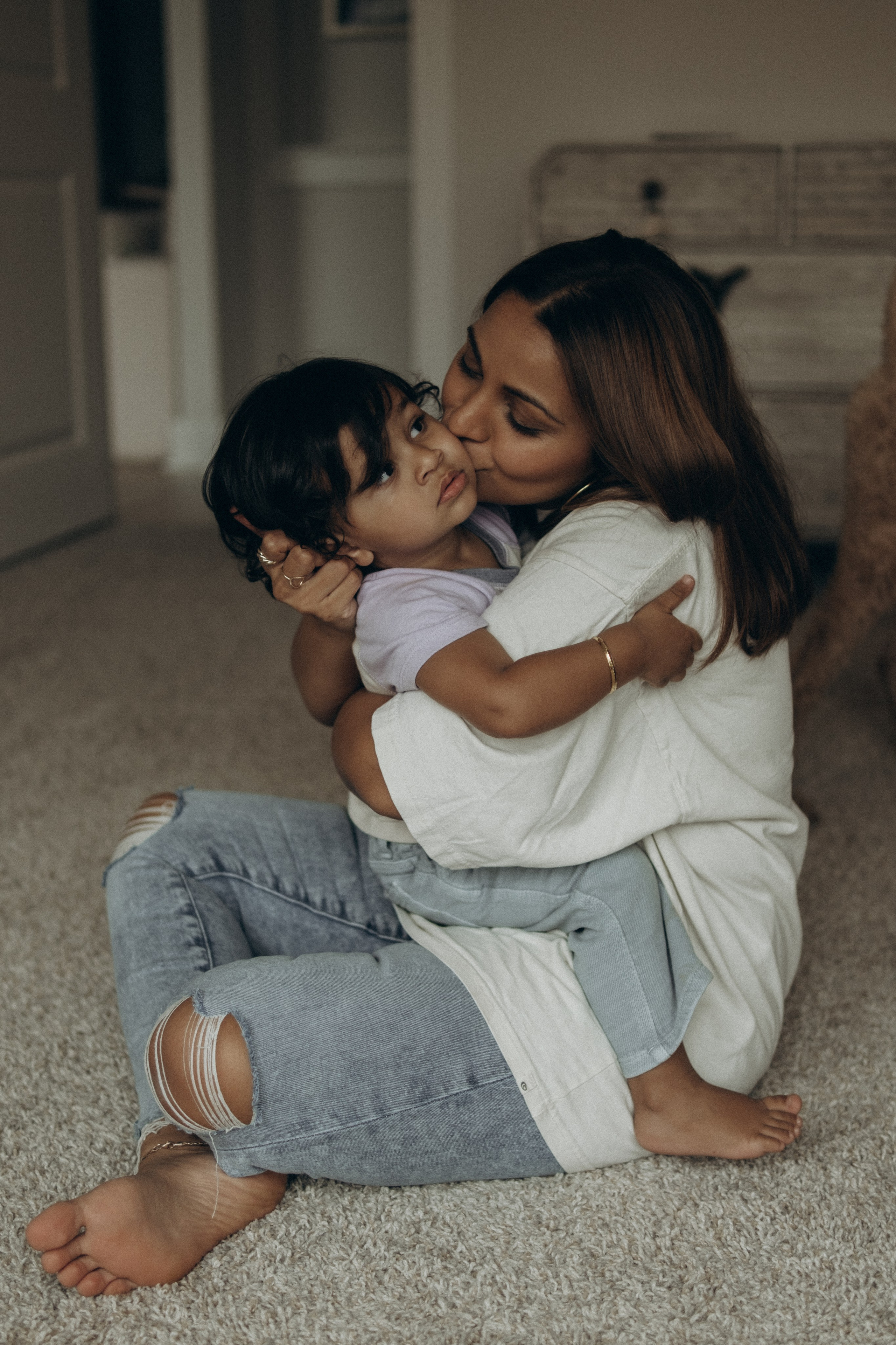 Home Story. Lens Captures Life