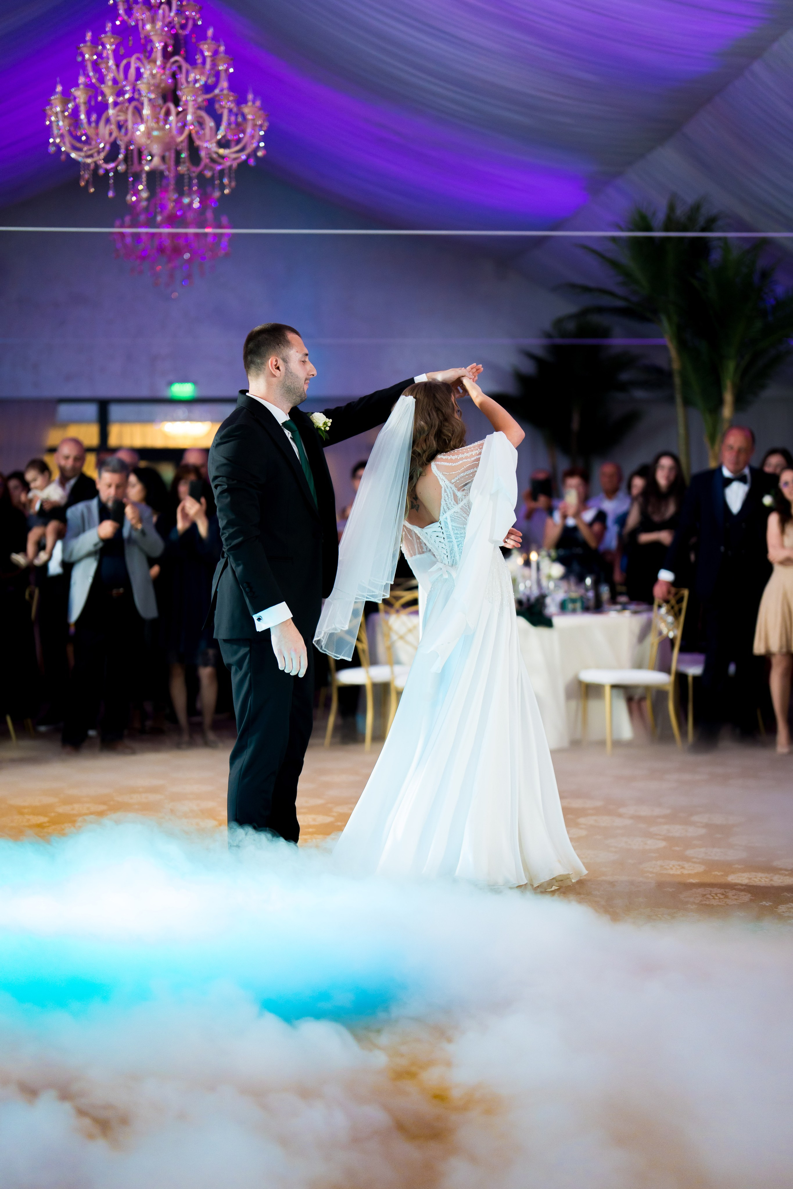 PARTY. Gabriel Florea — Fotograf nuntă București