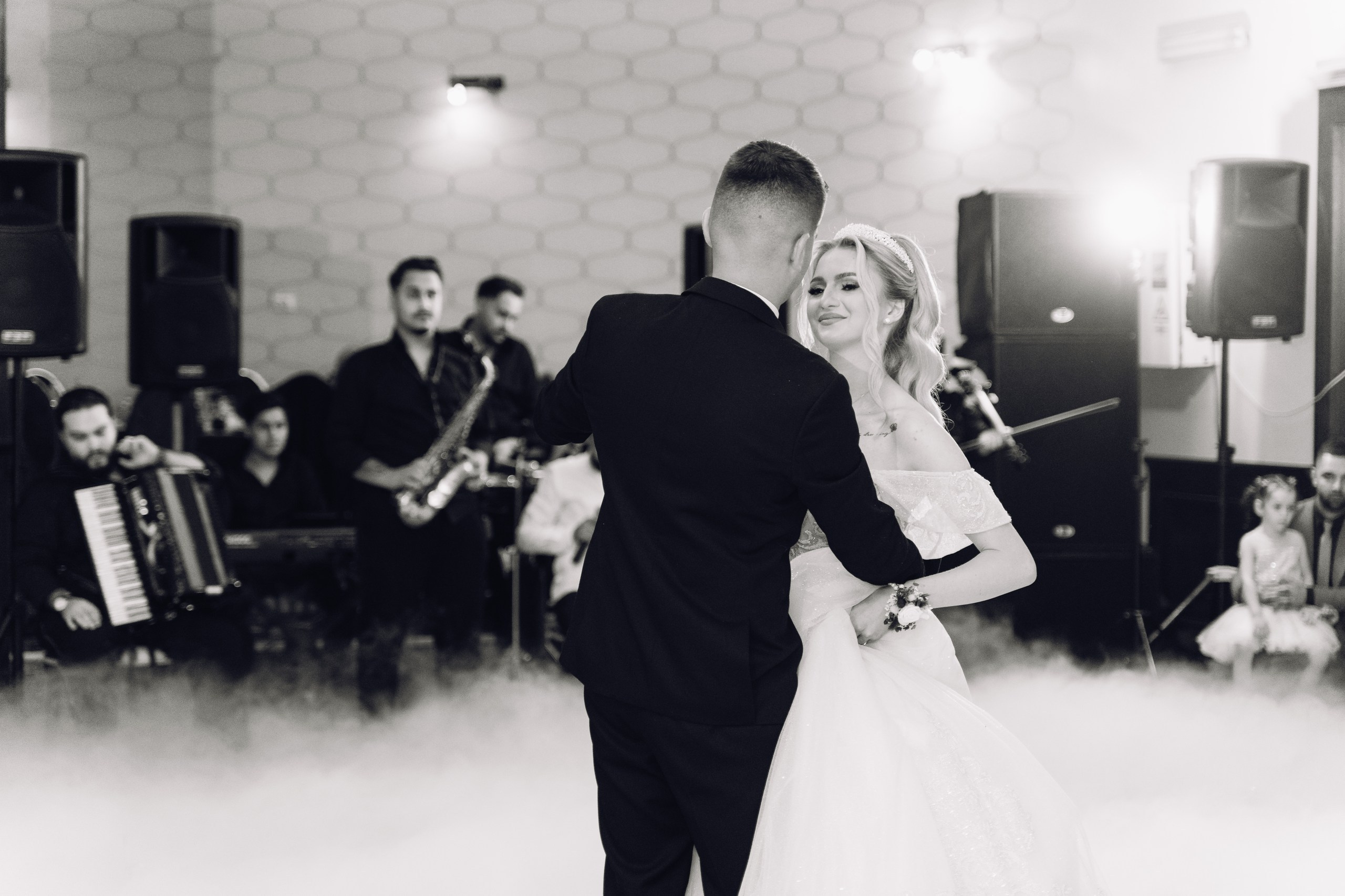 Anastasia & Paul. Ionut Cimpoes FOTOGRAF