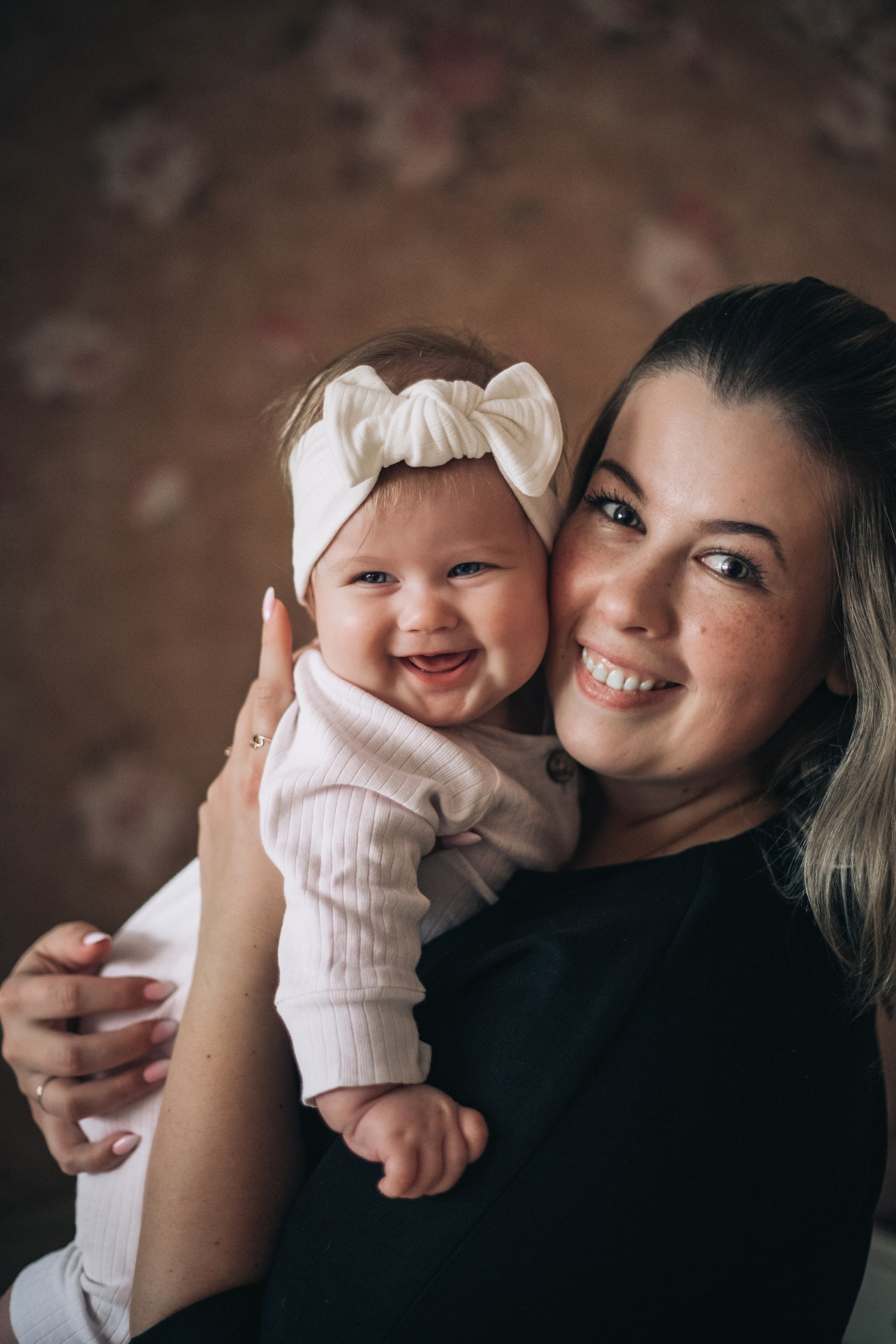 MARIA • SOFIA. Photographer Inna Kalmykova