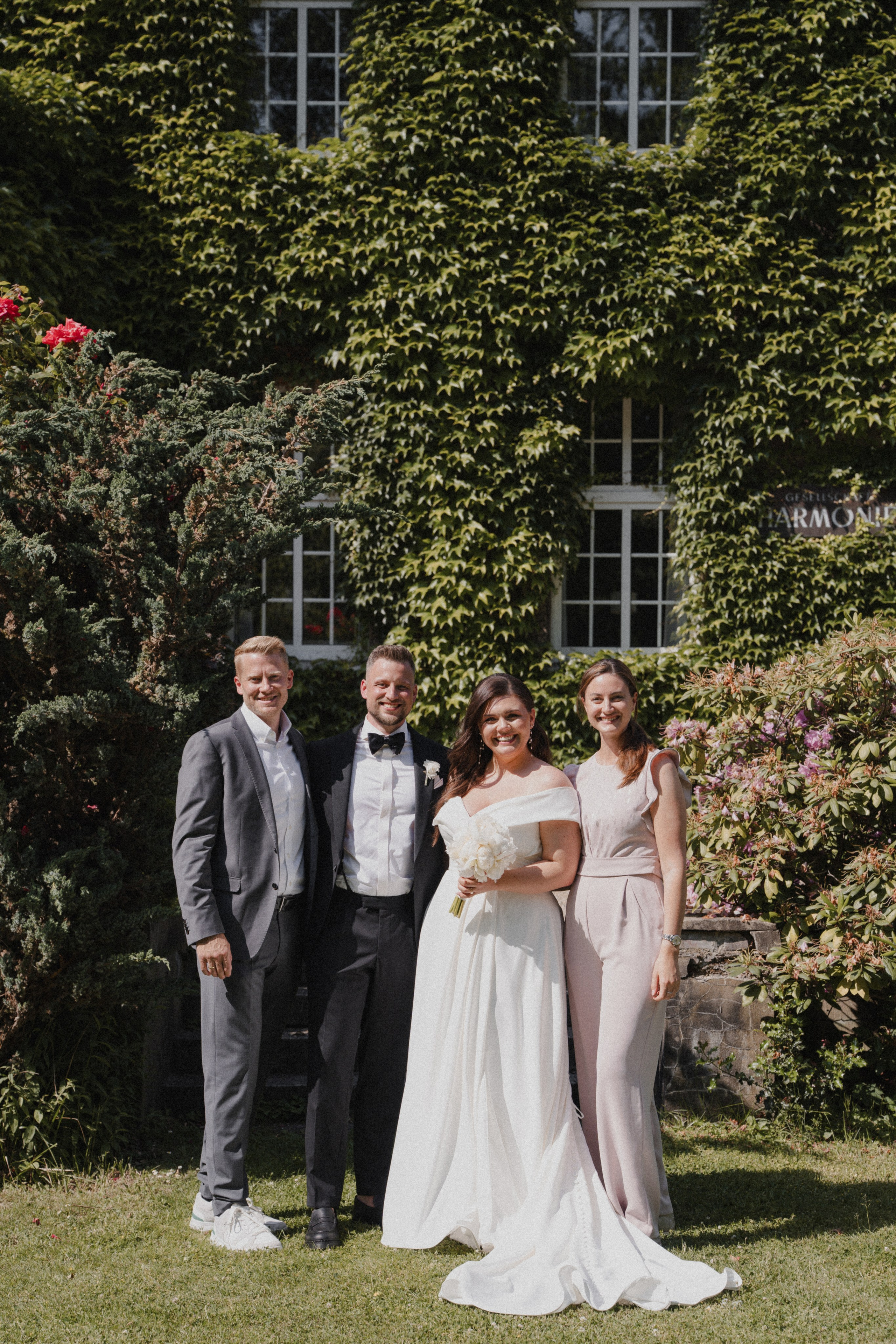 Jessica & Felix I Gesellschaft Harmonie Bochum. Hochzeitsfotografin Bochum | Halyna Reiche Fotografie NRW