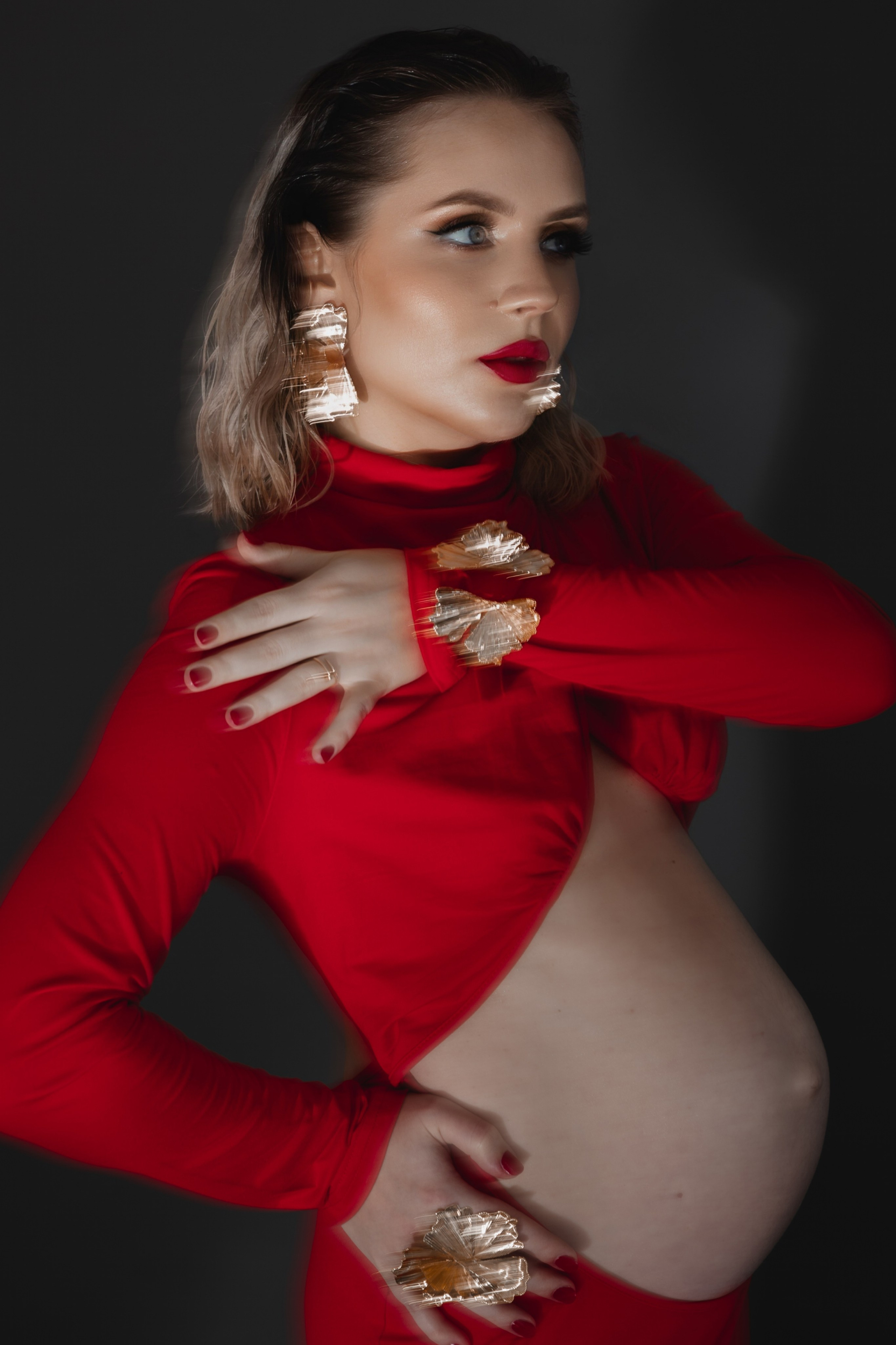 Babybauch Shooting im Fotostudio | Schwangerschaftsfotos in Bochum. Hochzeitsfotografin Bochum | Halyna Reiche Fotografie NRW