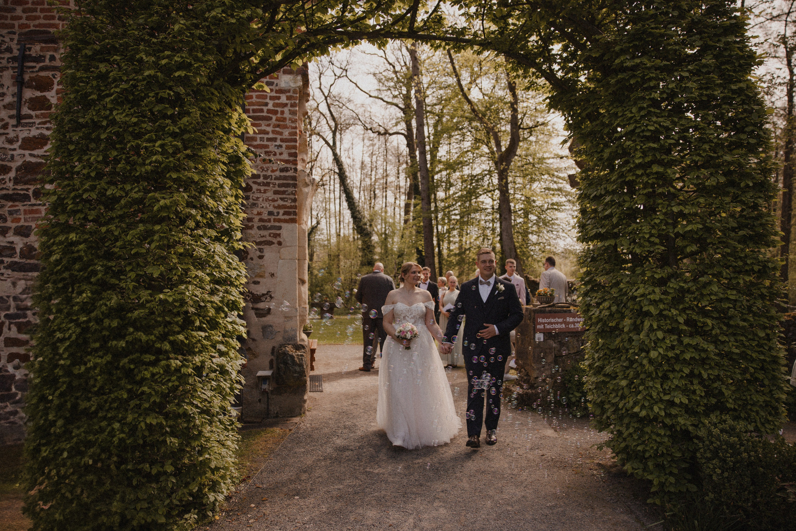 Lorena & Jan l Schloss Sythen. Hochzeitsfotografin Bochum | Halyna Reiche Fotografie NRW