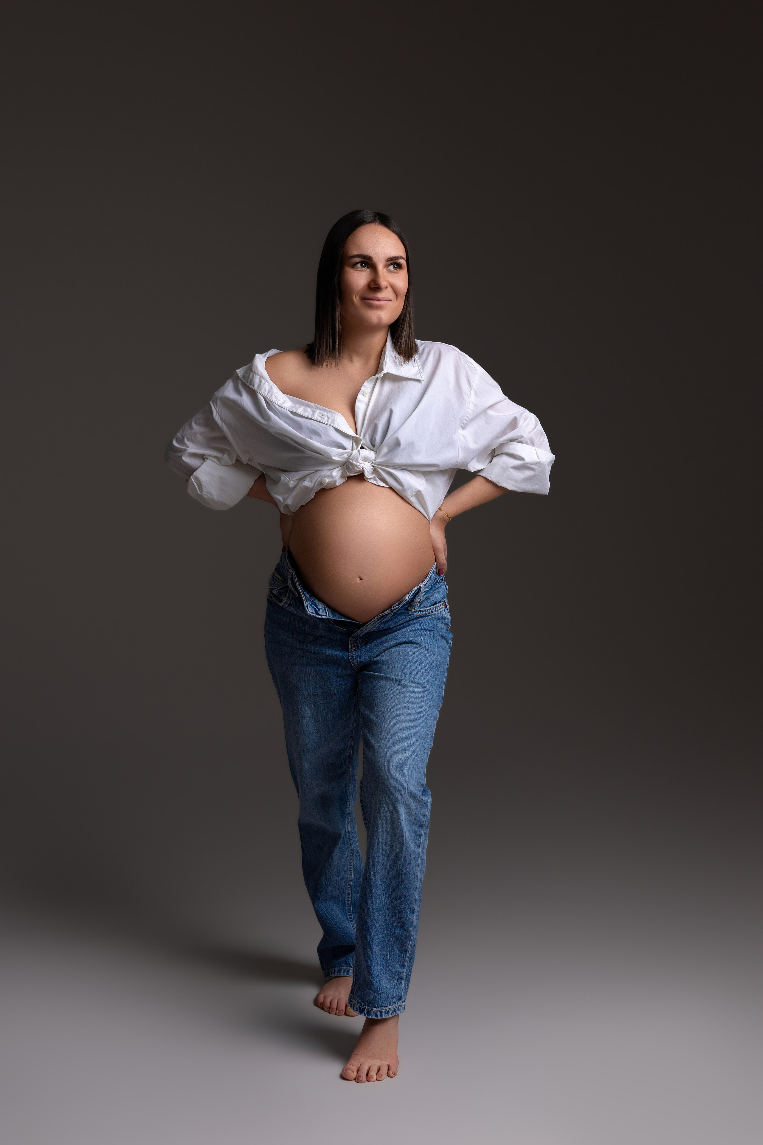 Babybauch. Neugeborene- Schwangerschaft- und Kinder Fotografin in Lehre