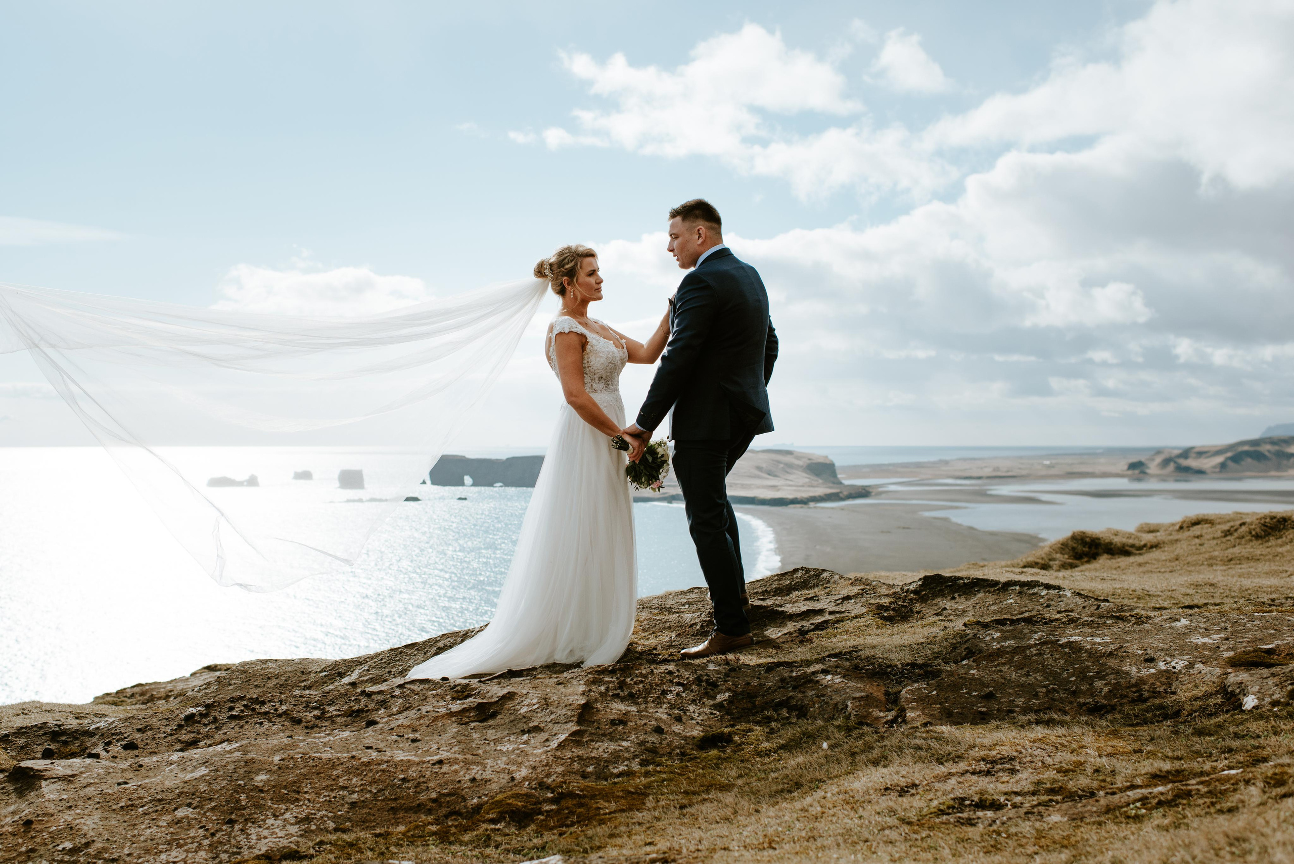 Sylwia and Piotr. Michalina Dzianach Wedding Photographer Iceland