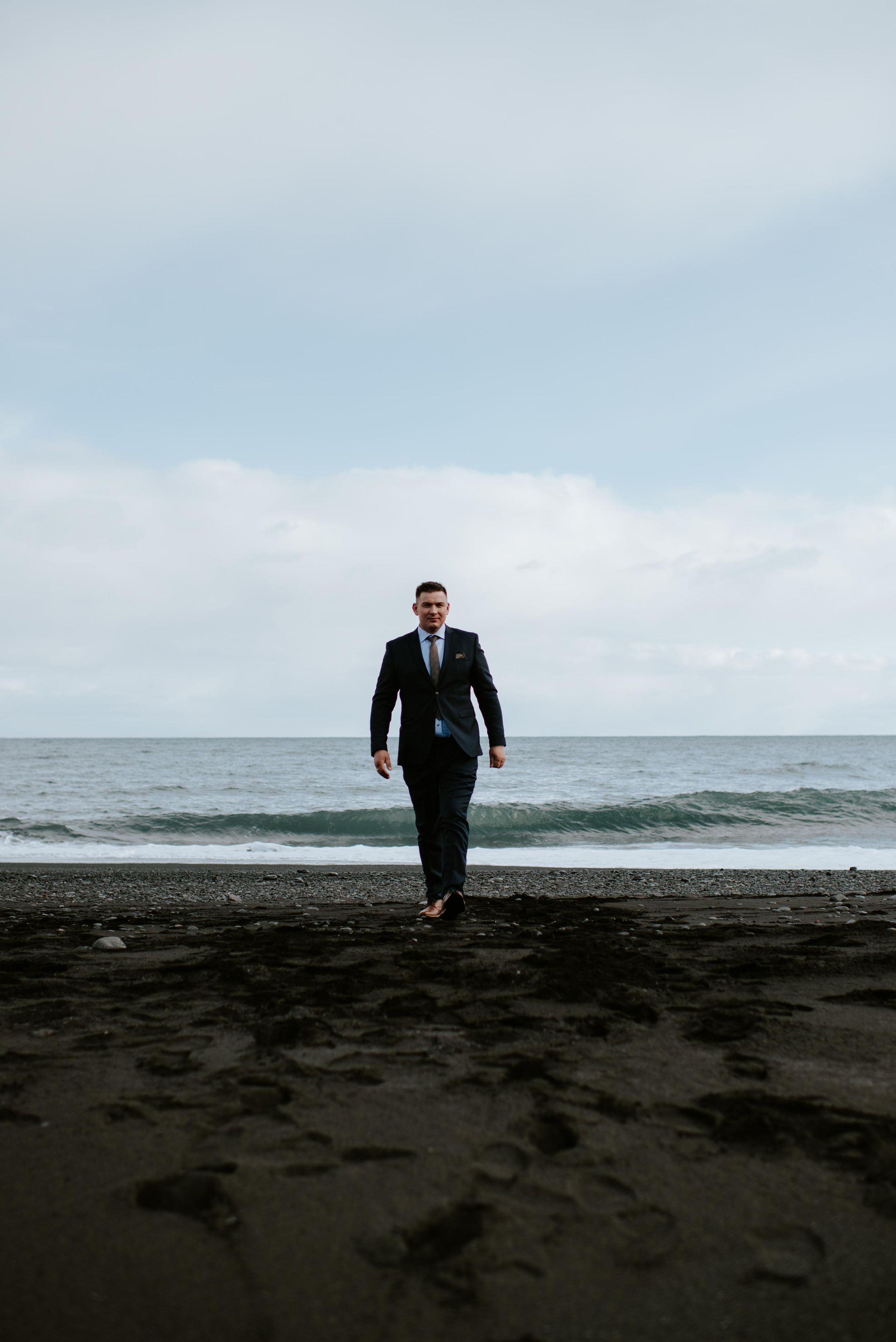 Sylwia and Piotr. Michalina Dzianach Wedding Photographer Iceland